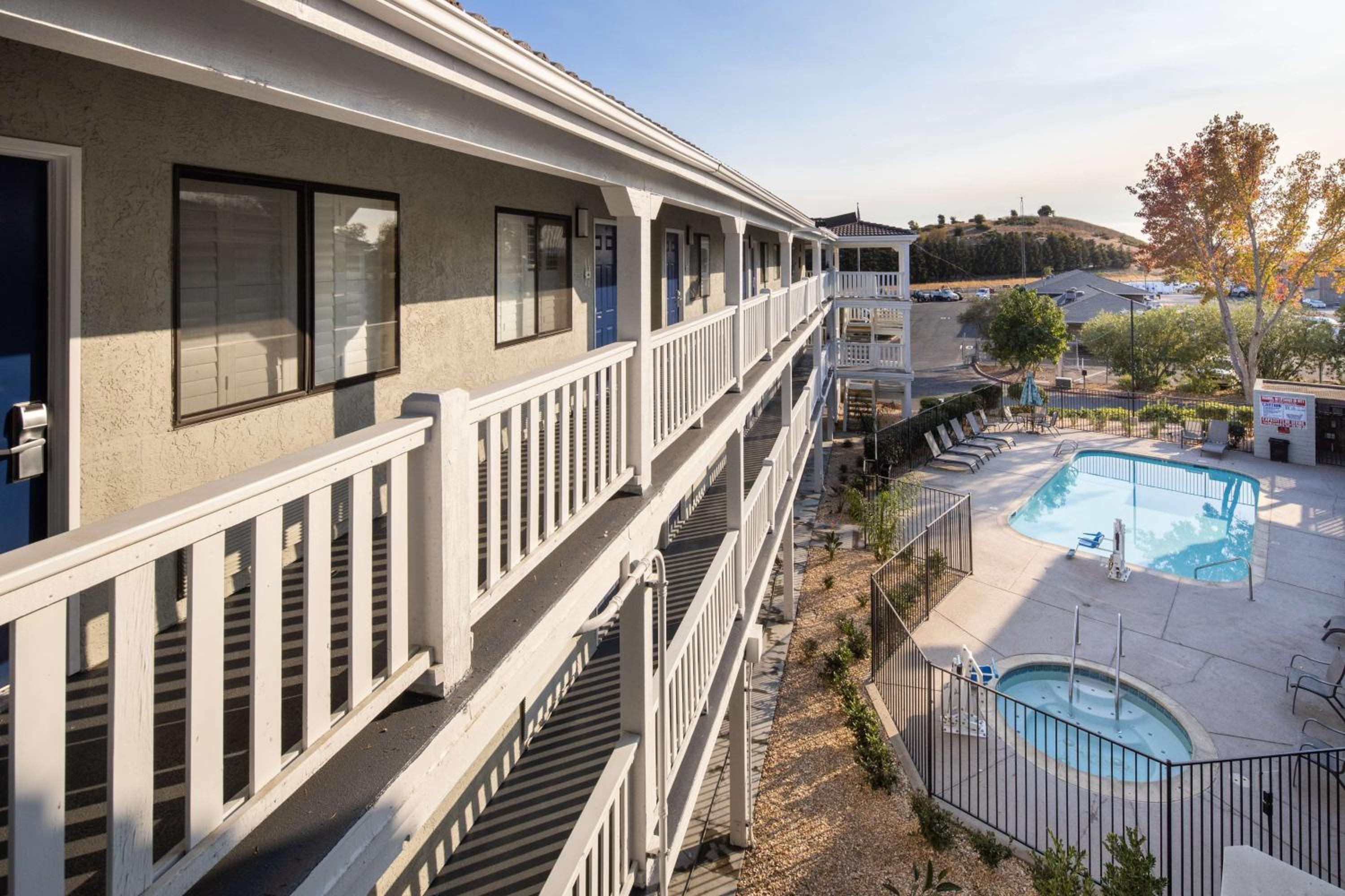 Fairfield Vacations - SureStay Hotel by Best Western Fairfield Napa Valley - Property Image 23