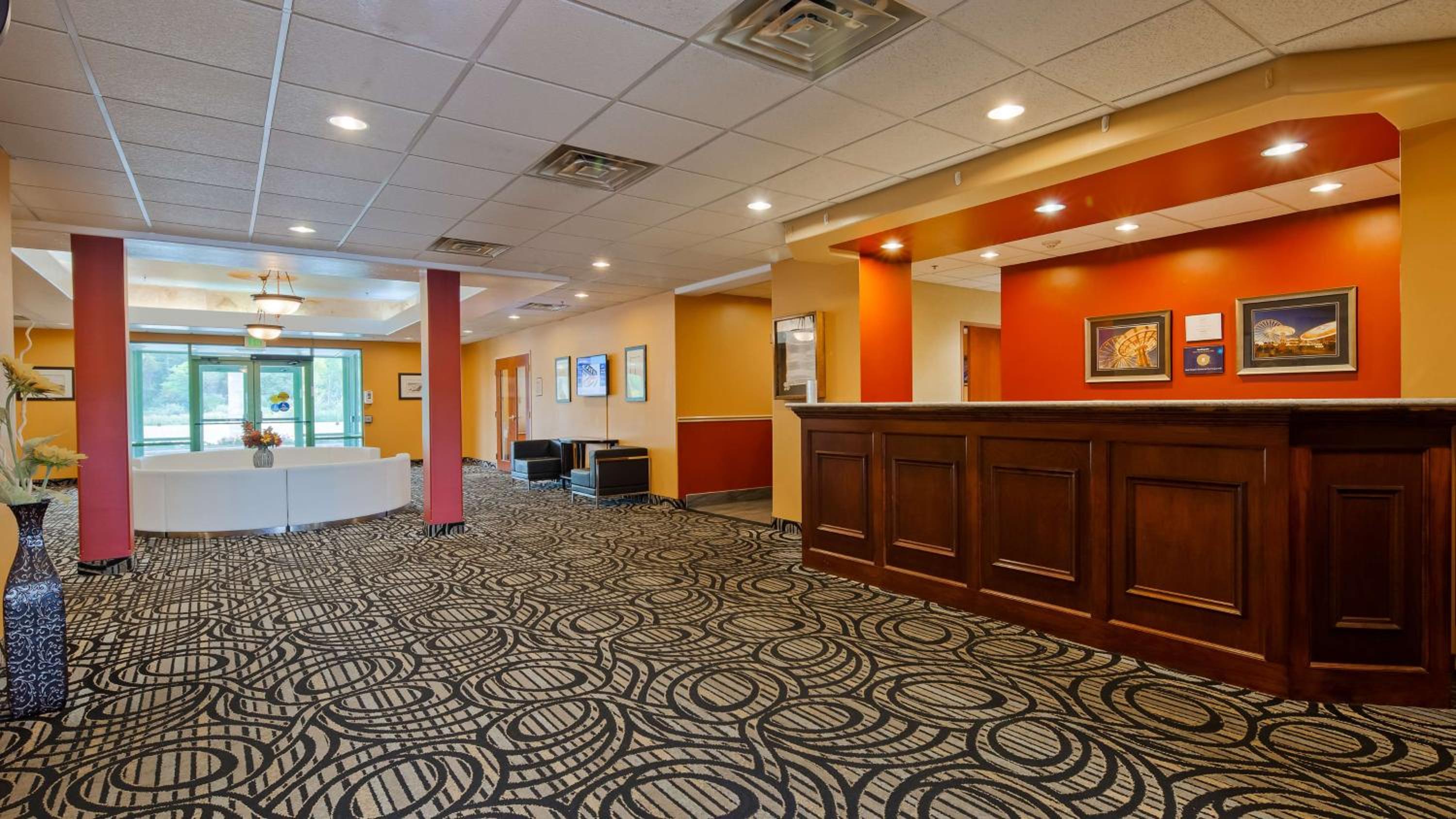Syracuse Vacations - Best Western the Inn at the Fairgrounds - Property Image 21
