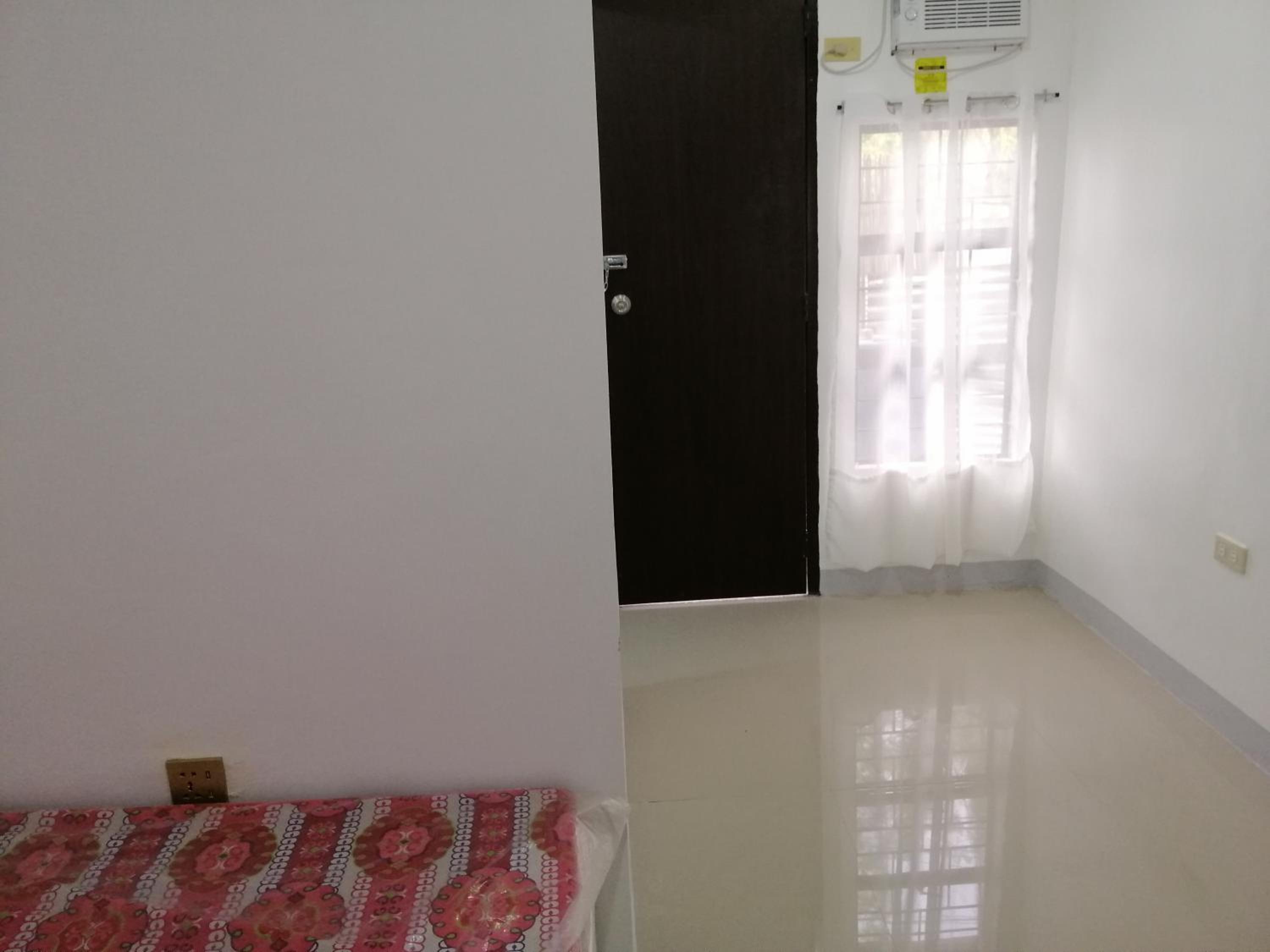 Katrina's Dorm, Thành phố Tarlac - 18