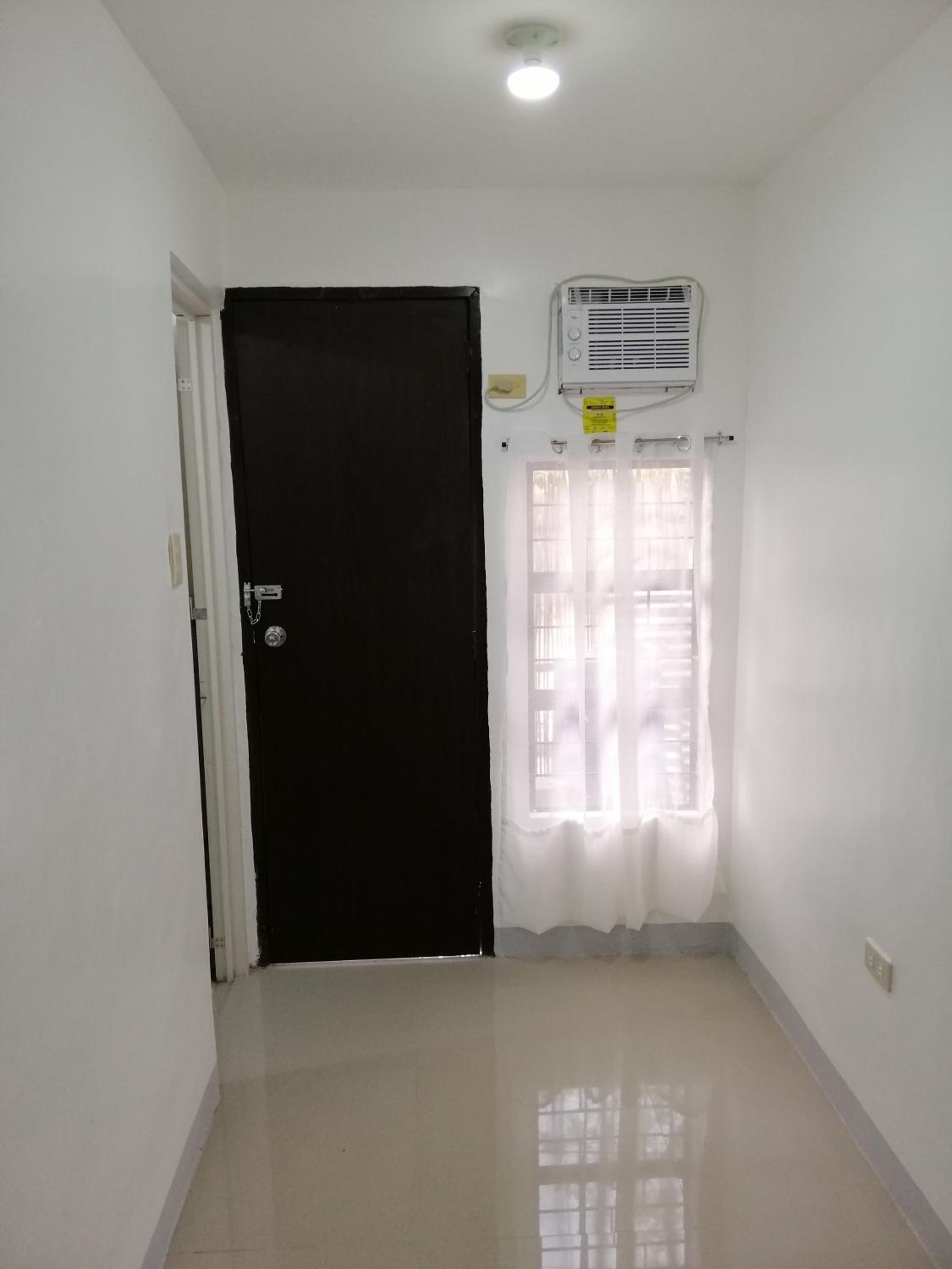 Katrina's Dorm, Thành phố Tarlac - 10