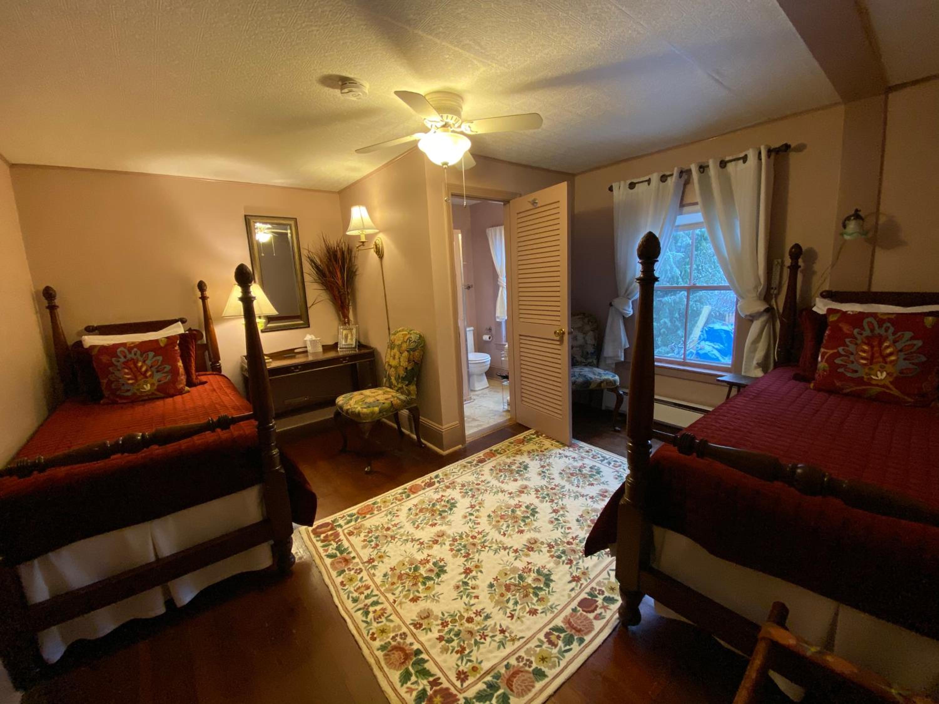 Follansbee Inn