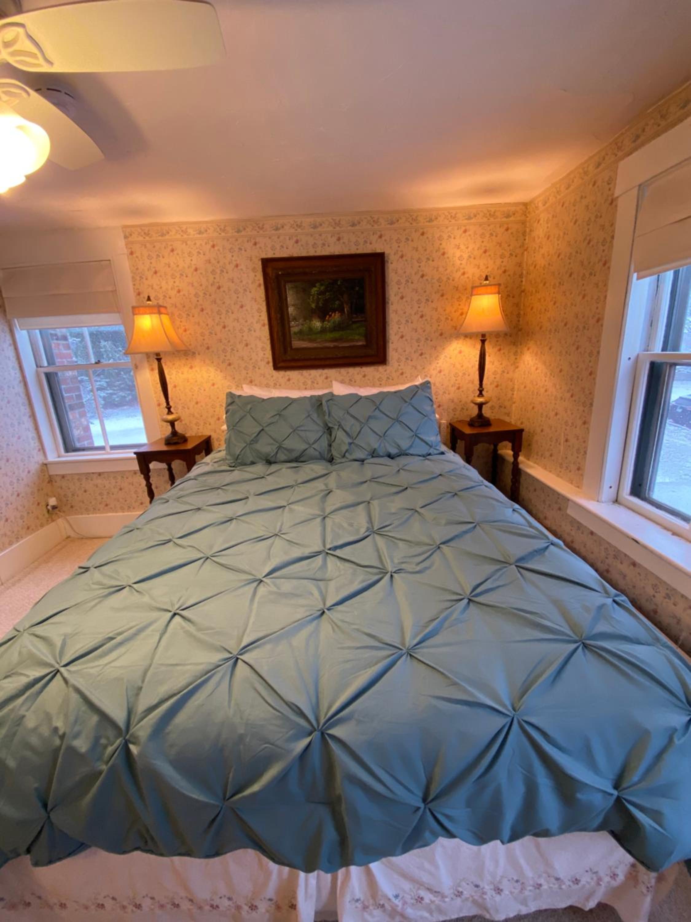 Follansbee Inn