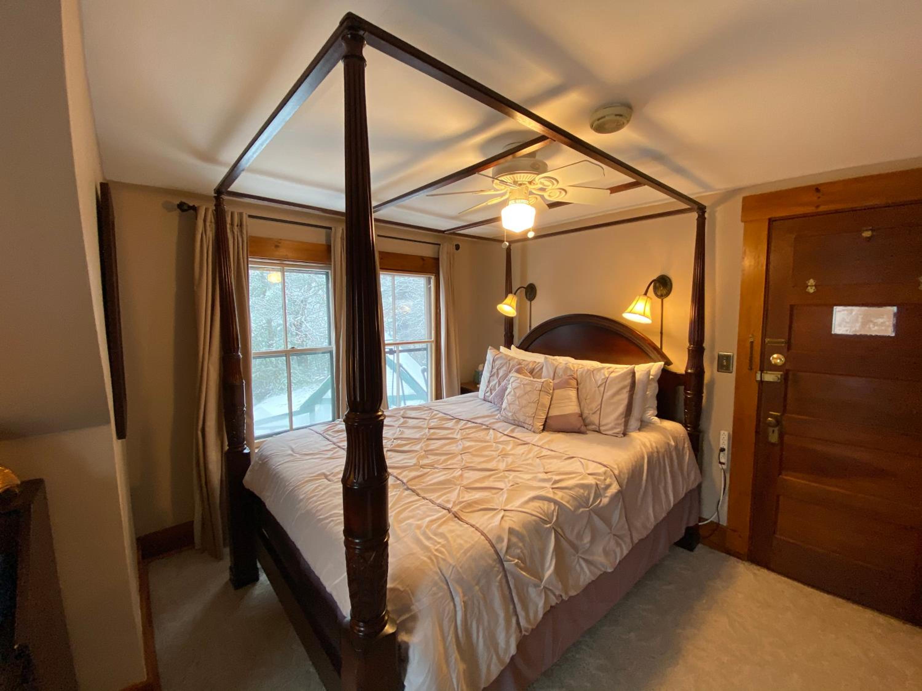 Follansbee Inn