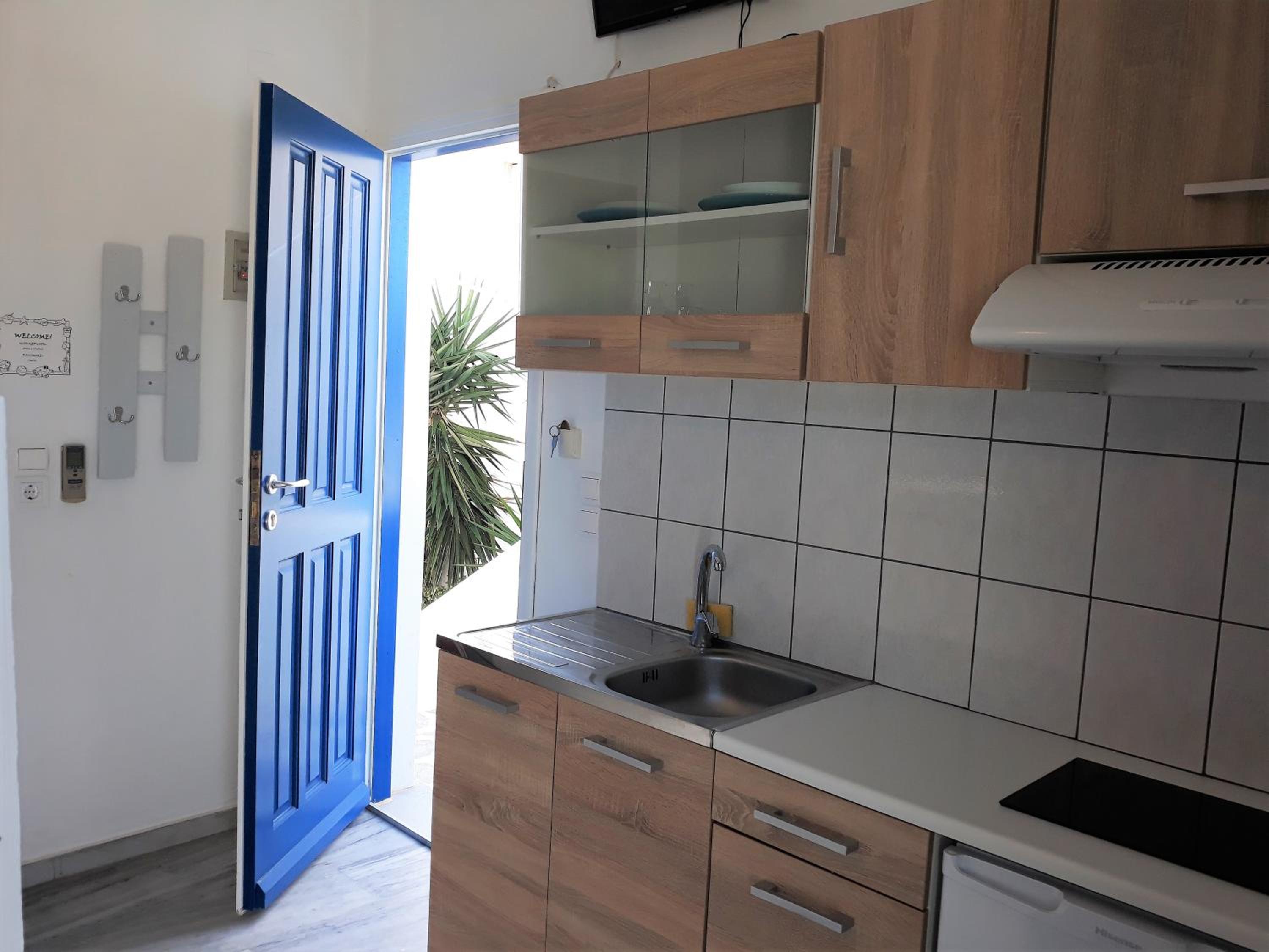 Athina's blue studios photo 5