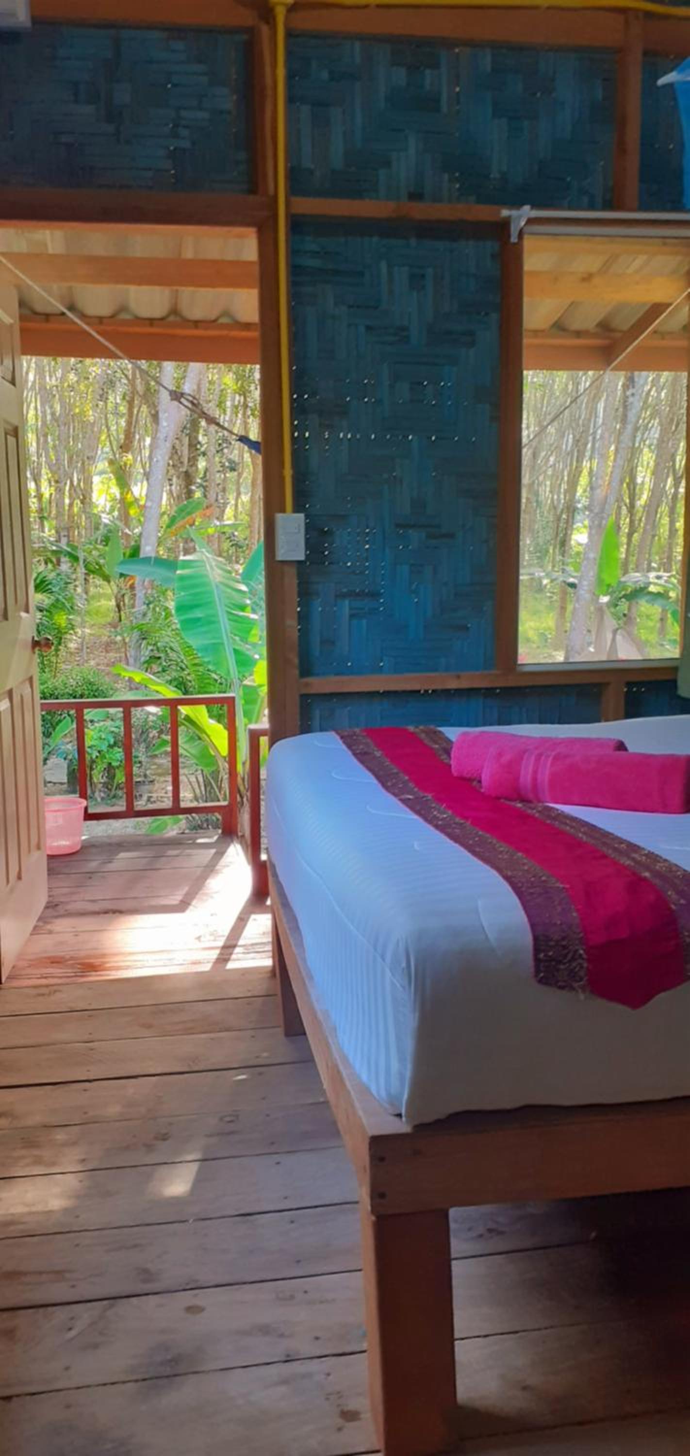 Lanta Maikeaw Bungalow