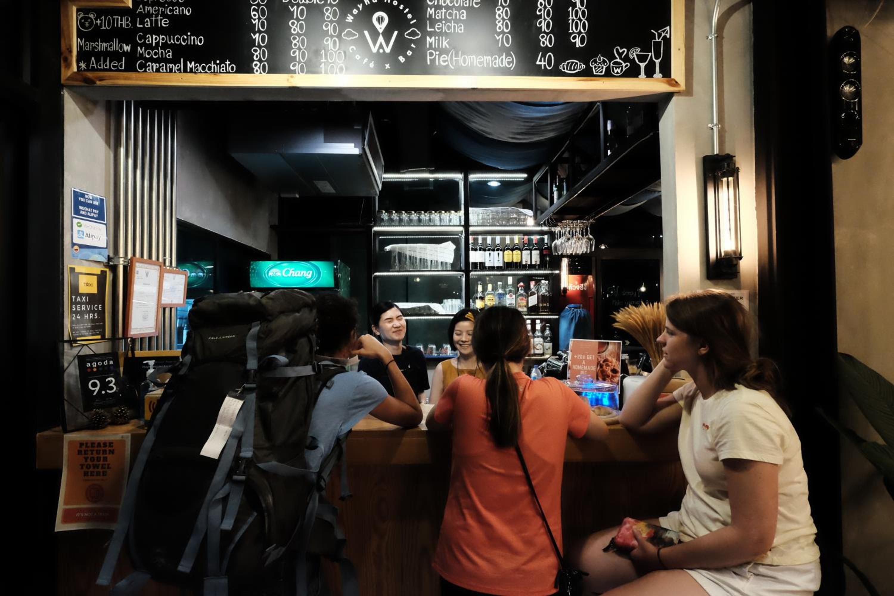 Wayha Hostel Don Mueang Airport