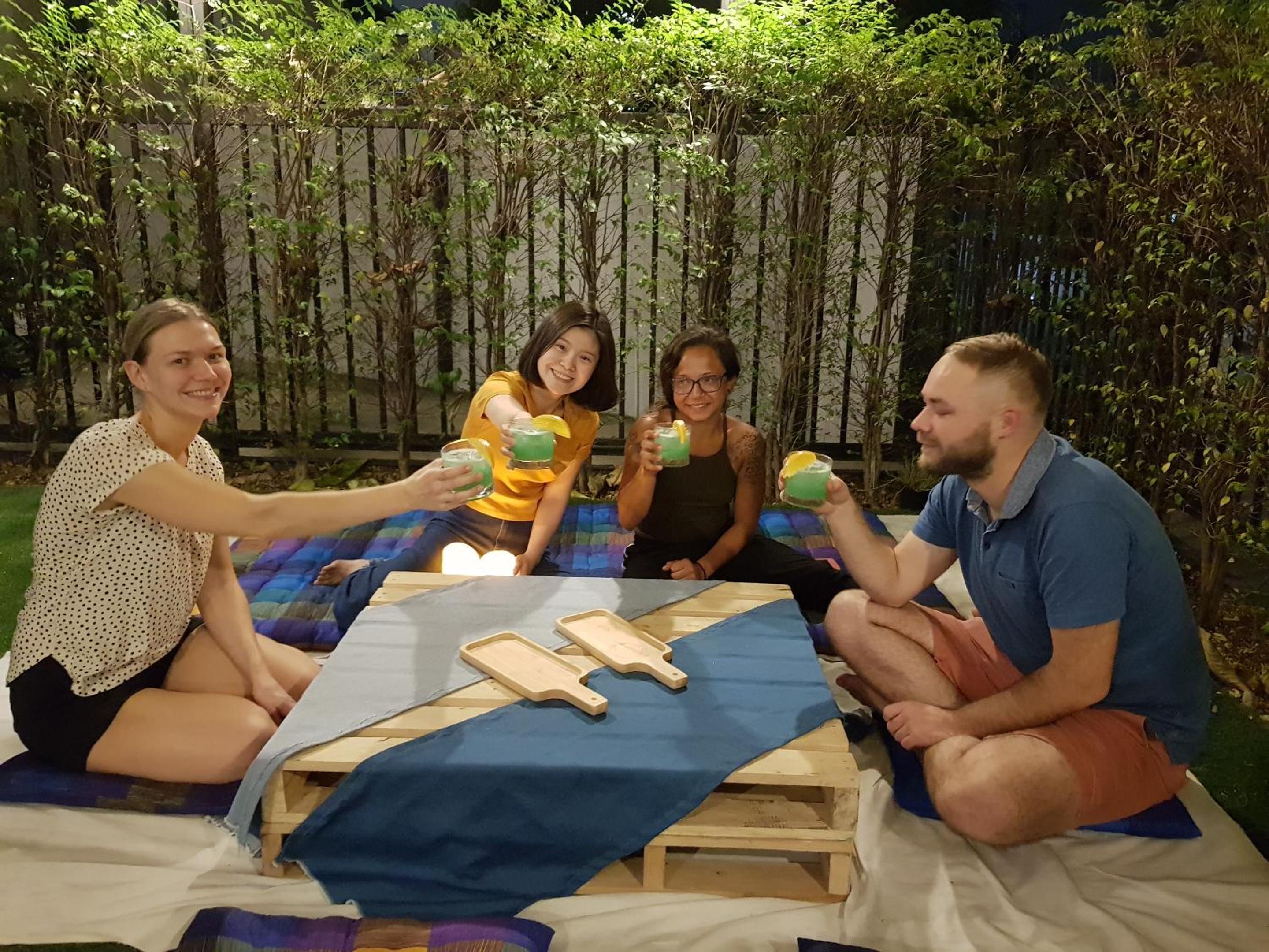 Wayha Hostel Don Mueang Airport