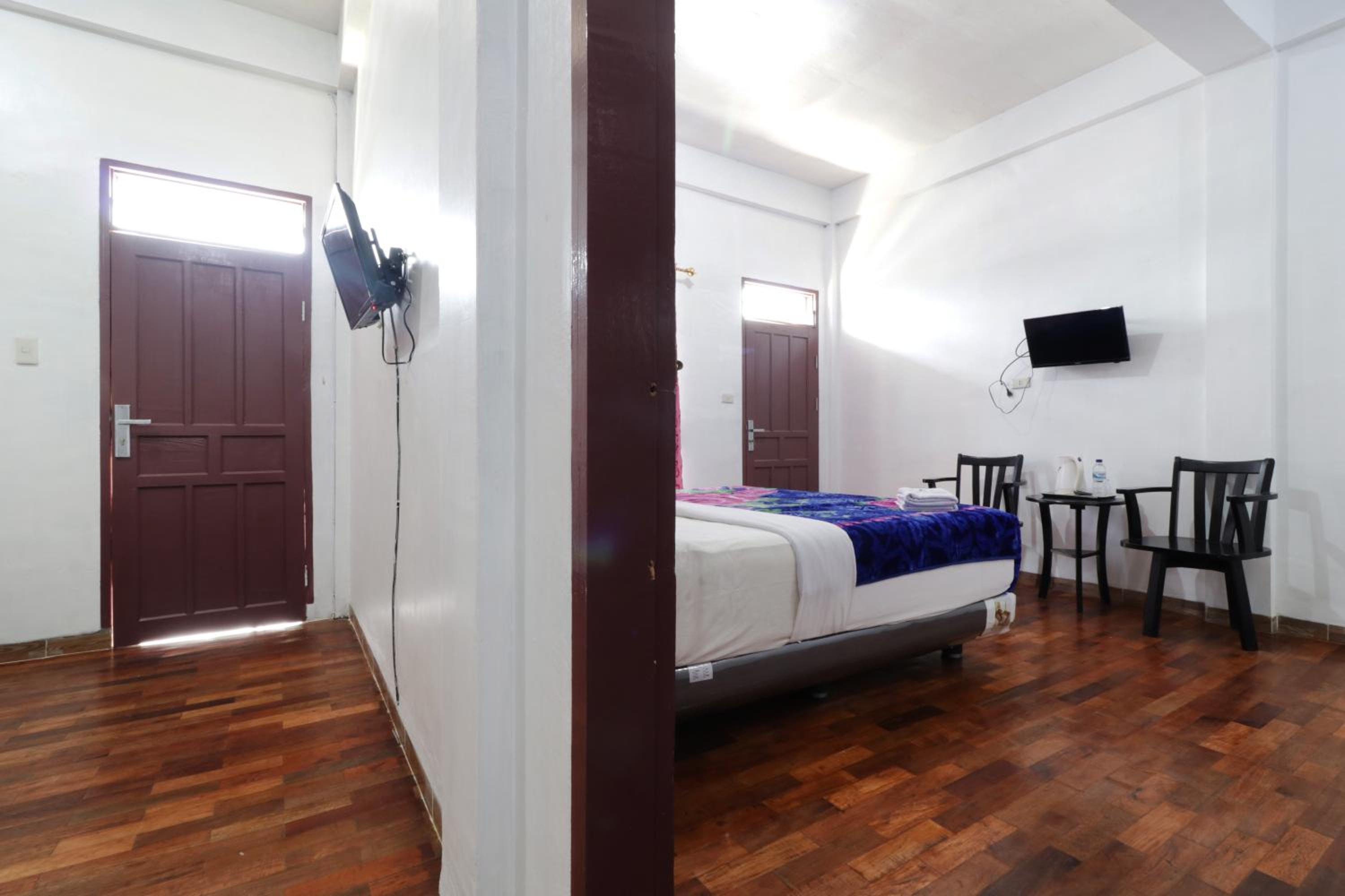 Villa Keluarga Bre Batunanggar view 5