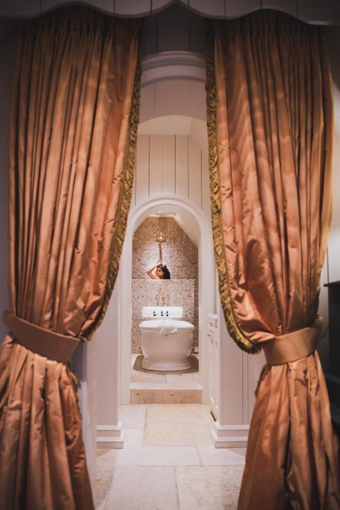 Exclusive Suites The Secret Garden