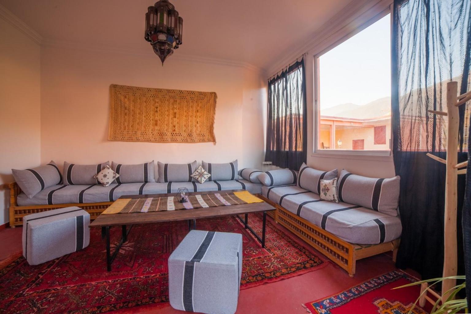 lounge