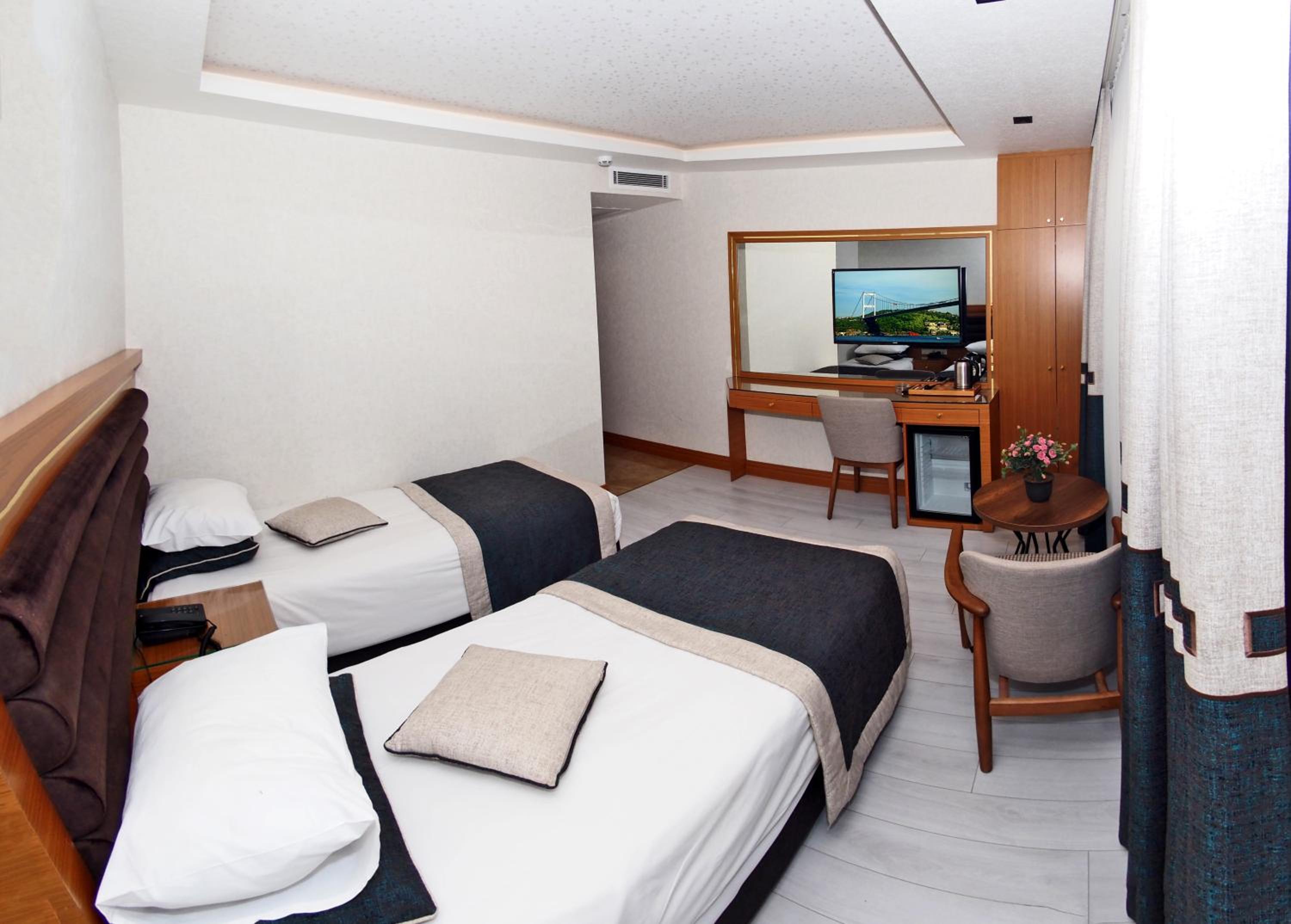 Grand Emir Hotel Old City - Image 19