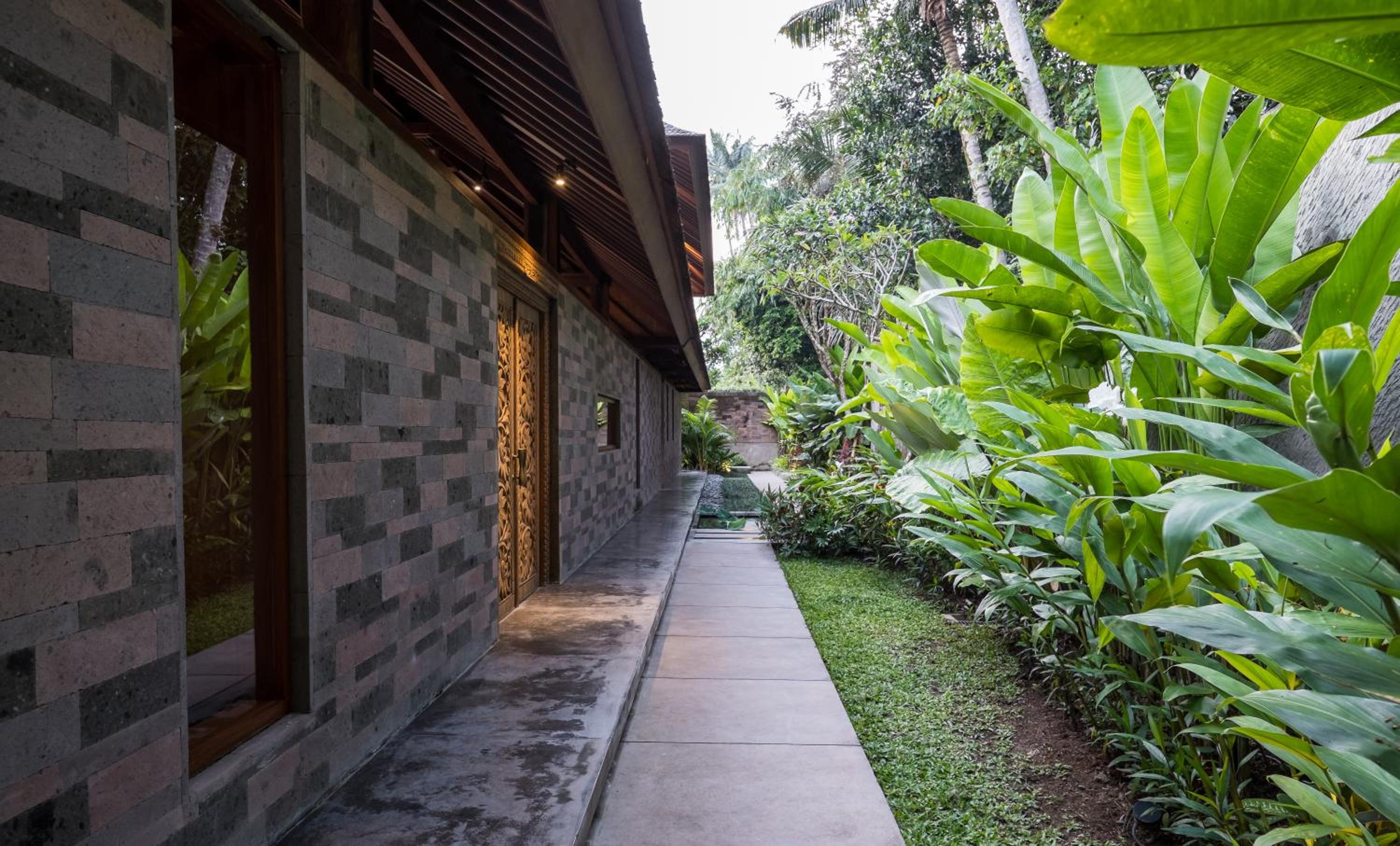Benisari Batik Garden Cottage