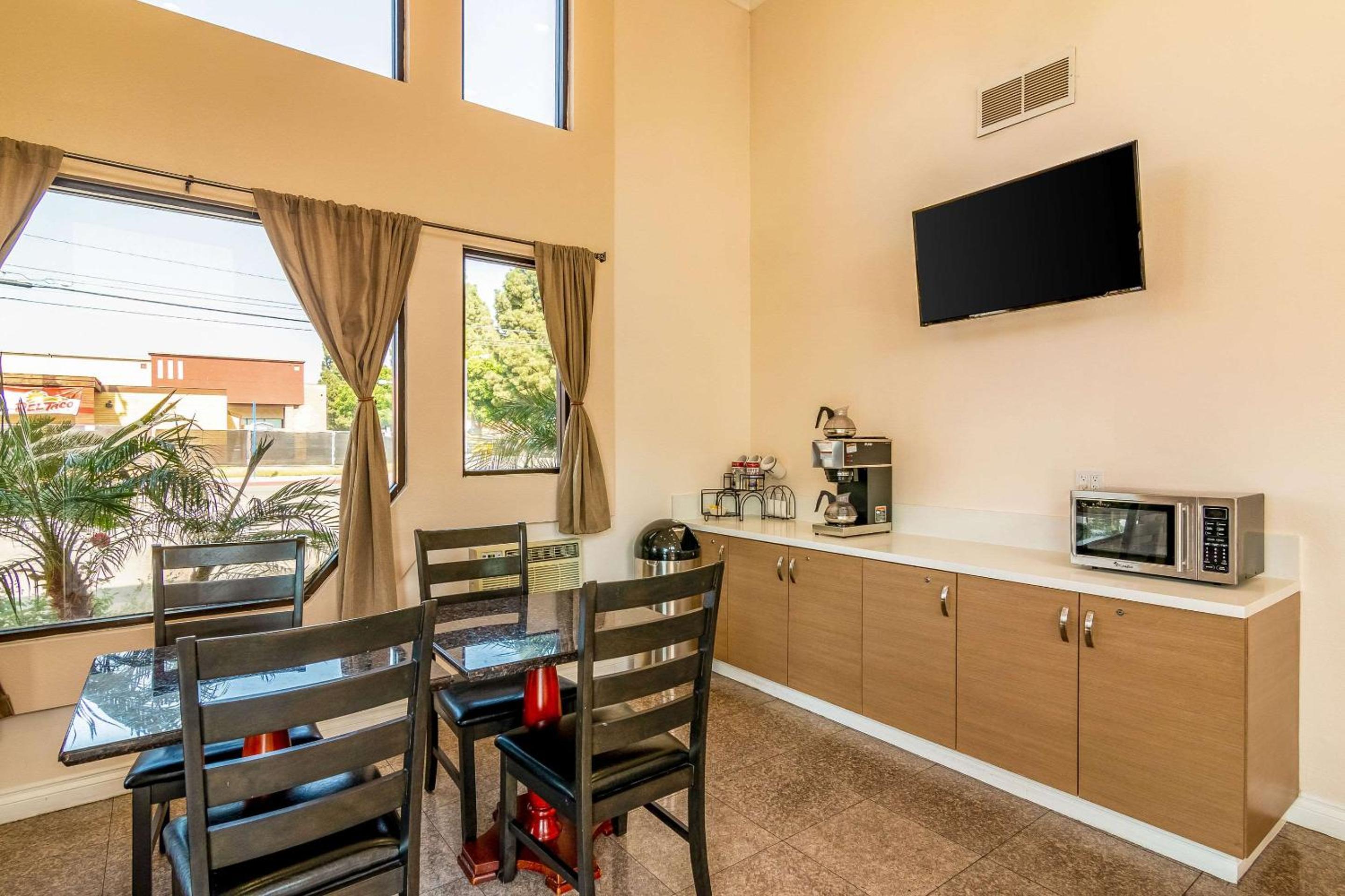 Rodeway Inn Artesia Cerritos