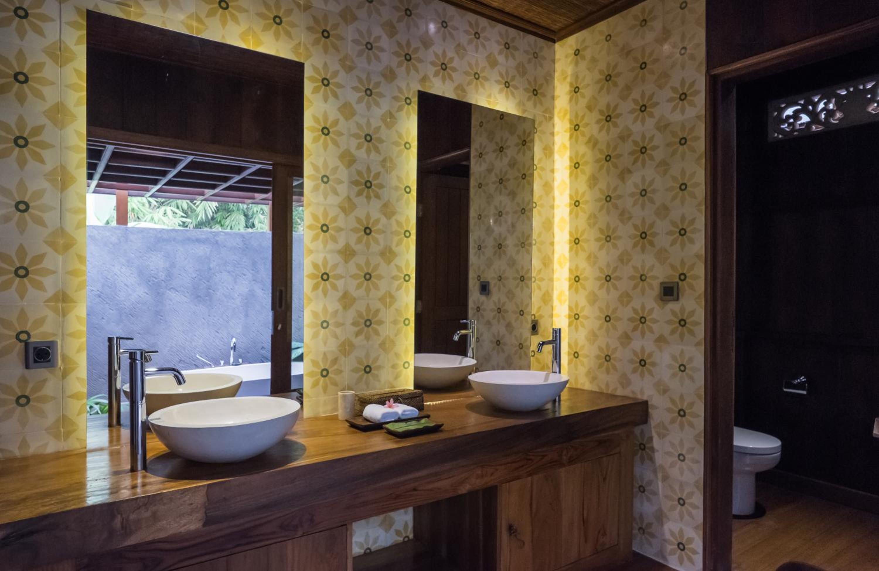 Benisari Batik Garden Cottage
