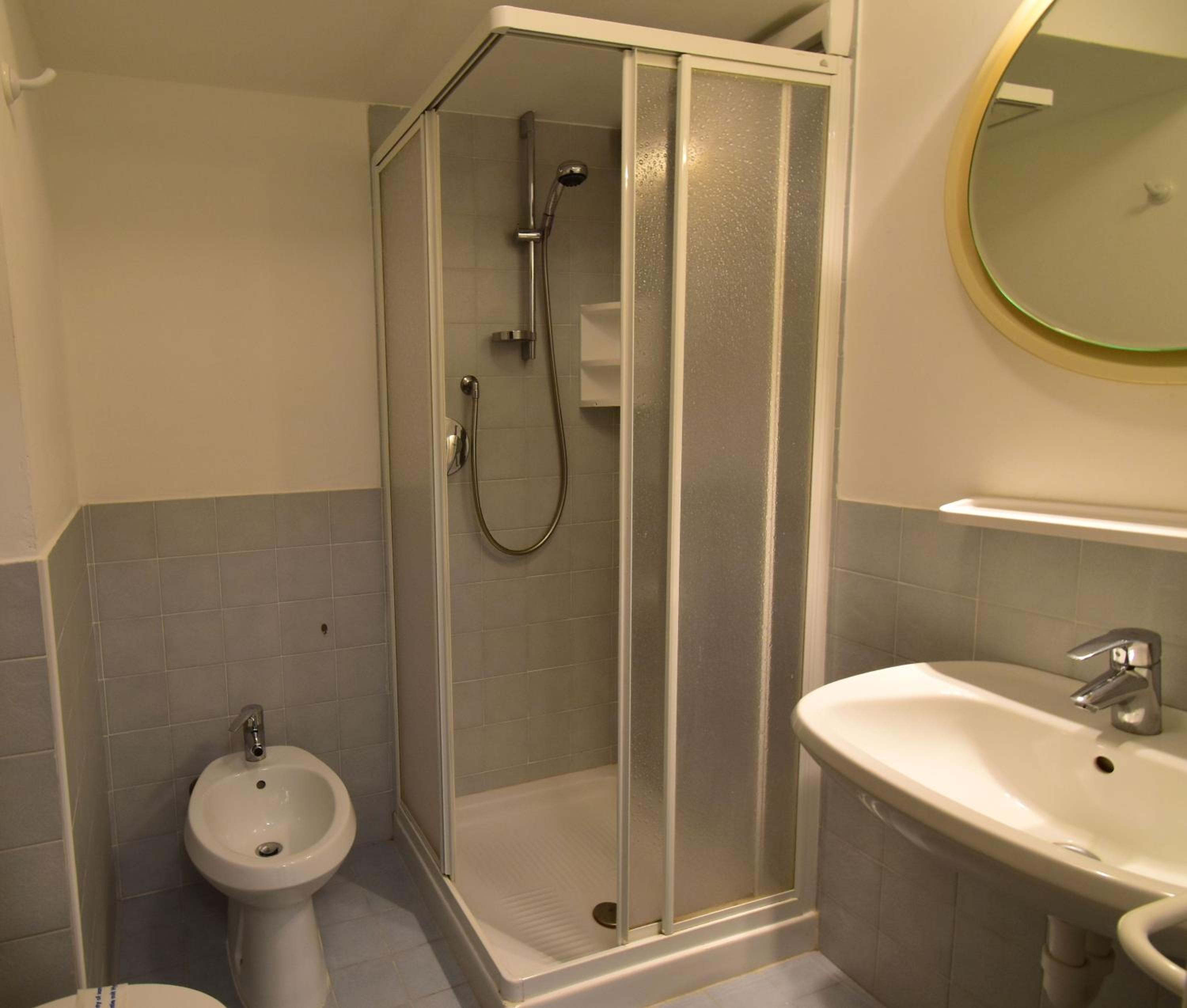 Emerald Studio Apartment view 4