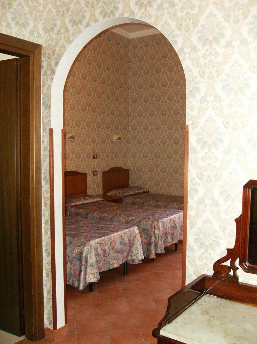 Casa S. Giuseppe di Cluny