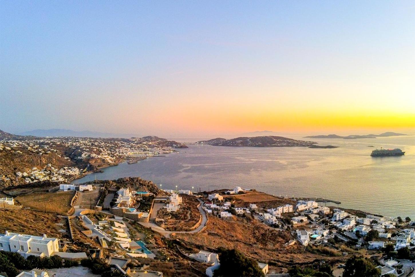 Hotel Agnandi Cielo - Image 1