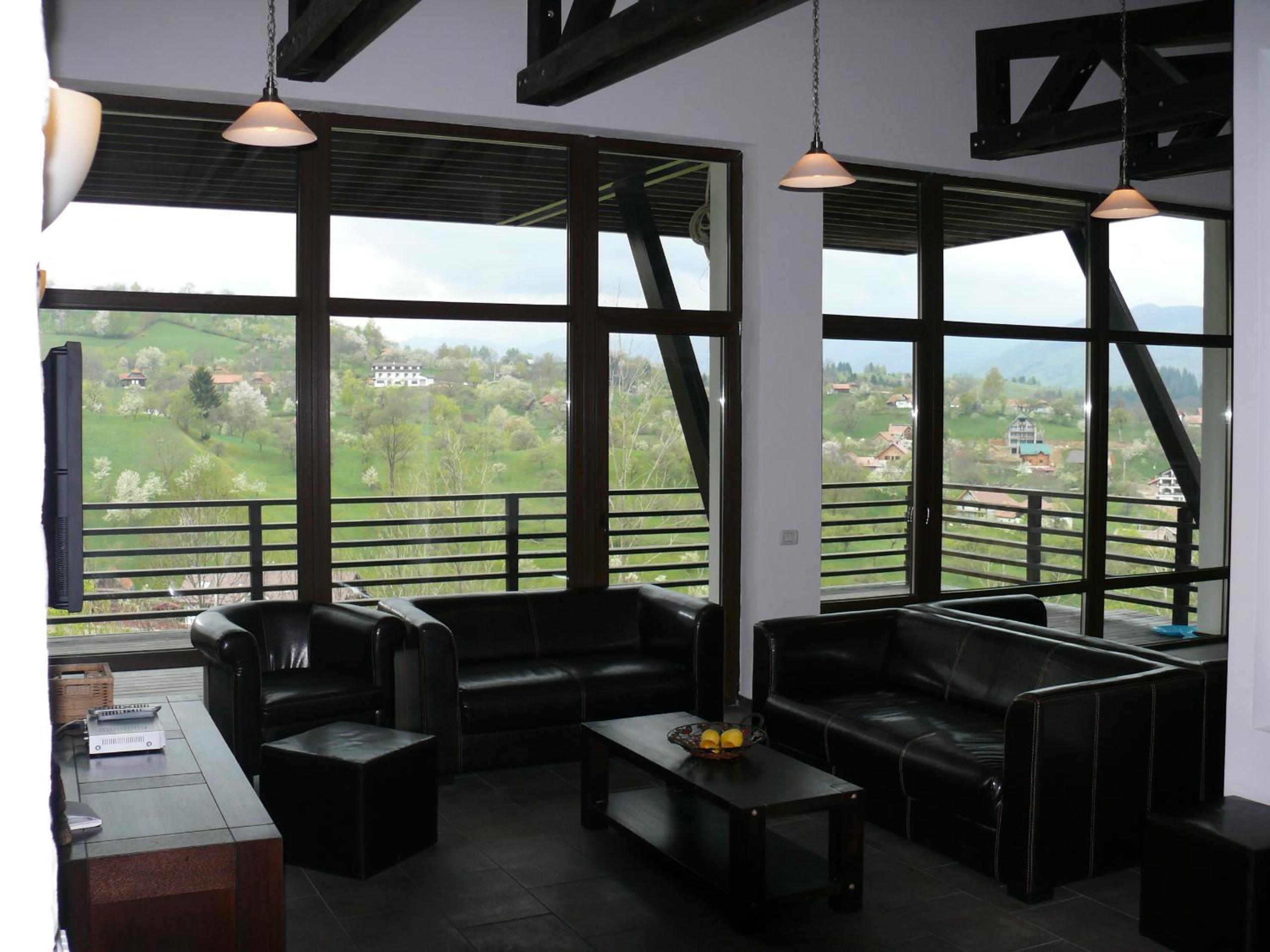 Vila Poarta Bucegilor view 4
