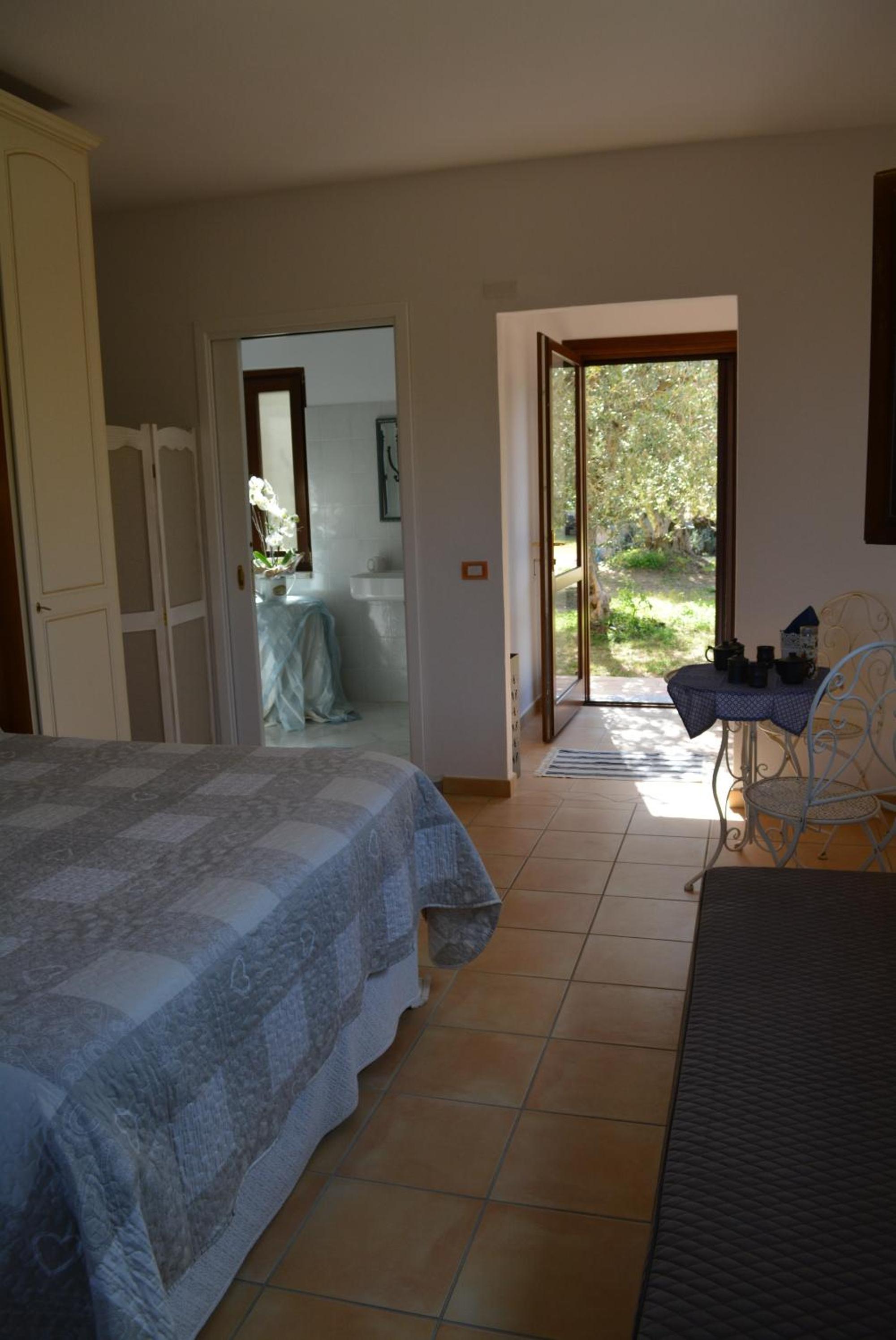 Photo 47