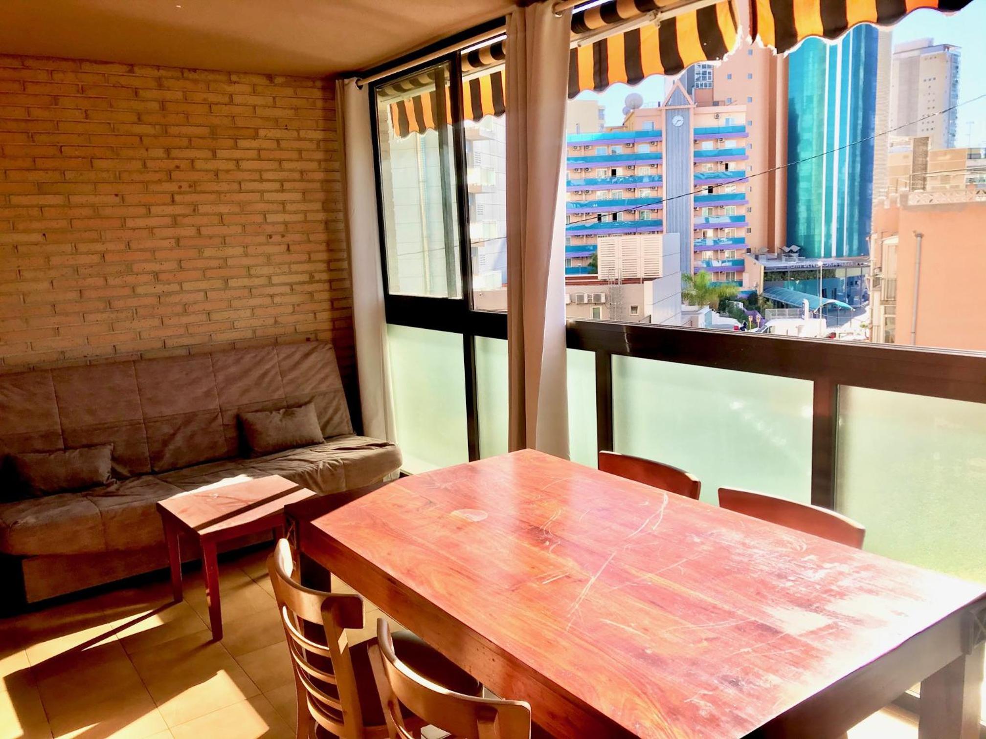 Albaida Apartment en Benidorm — balance & terrace