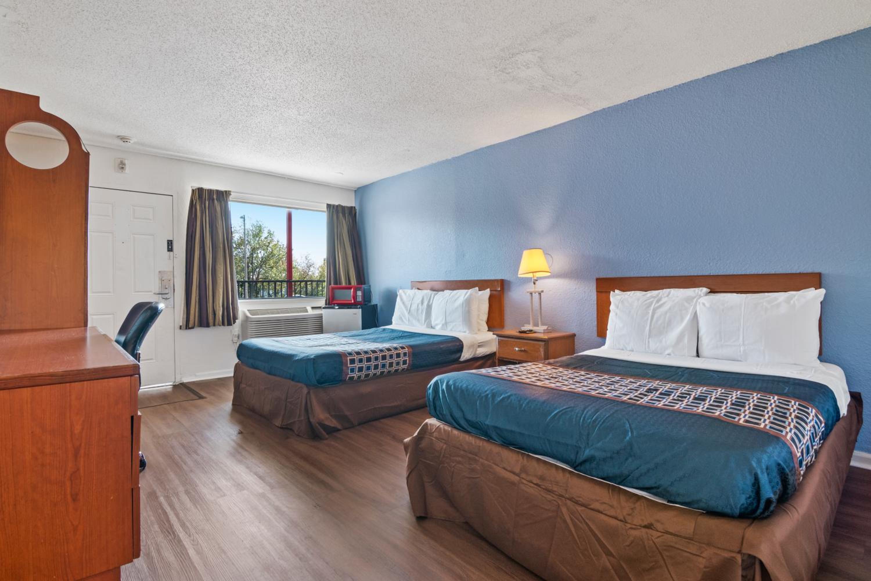 Economy Lodge Portsmouth, photo 6