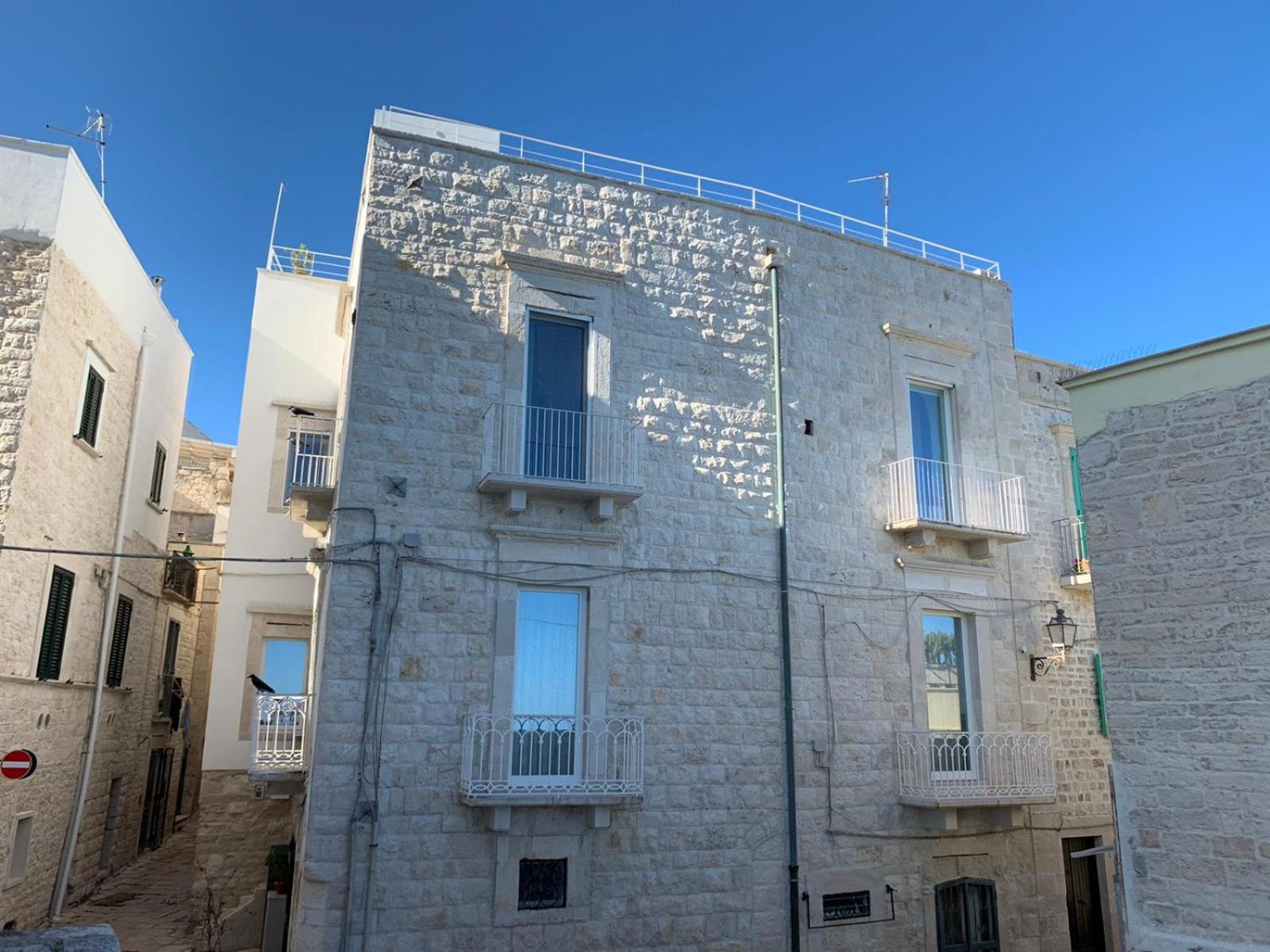 Hotel B&B VISTAZZURRA - Casa Saldarelli - Image 1