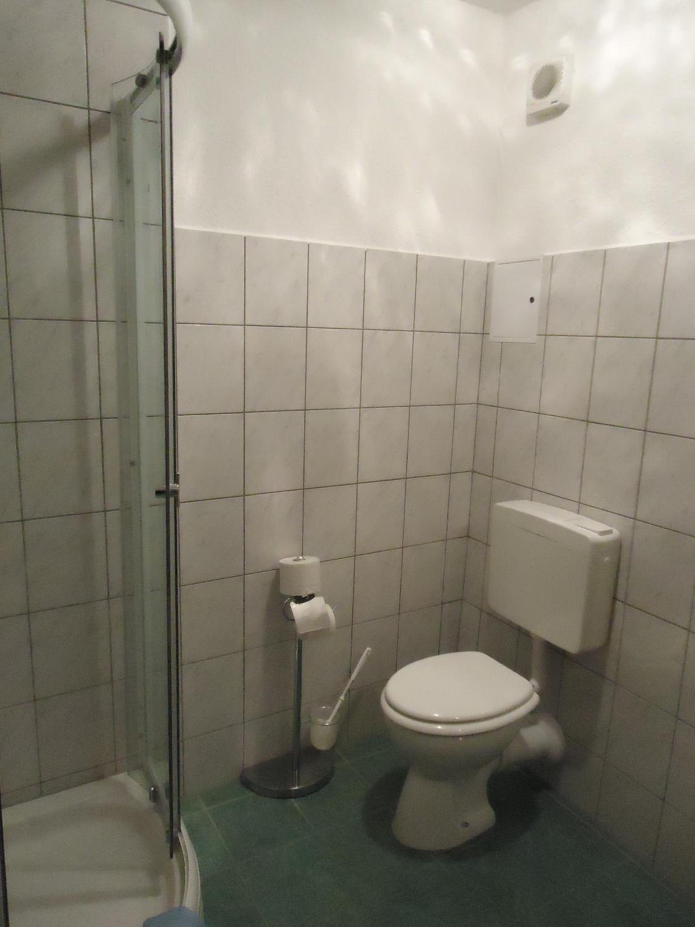 Photo 32