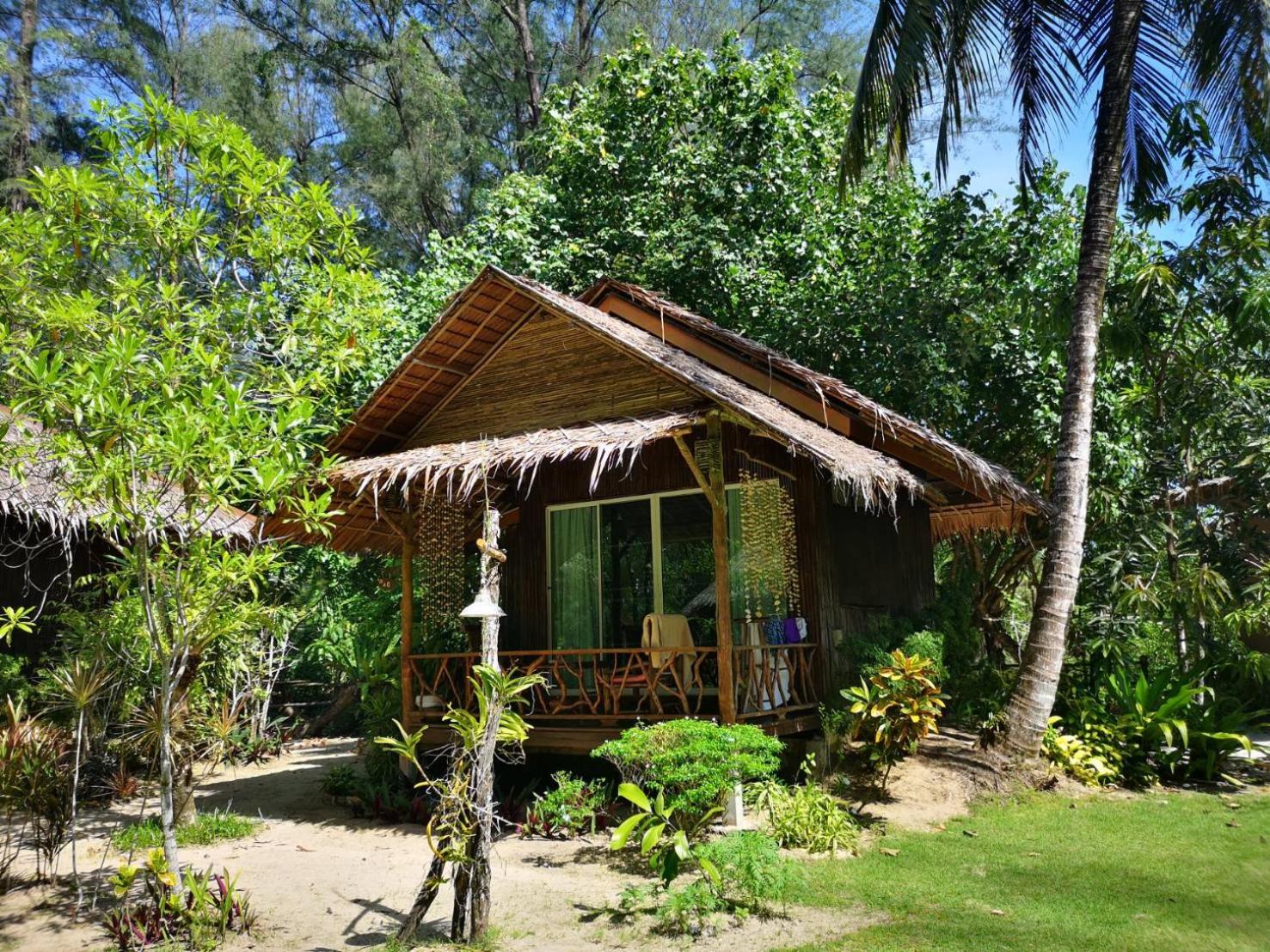 Hotel Hapla beach cottage - Image 1