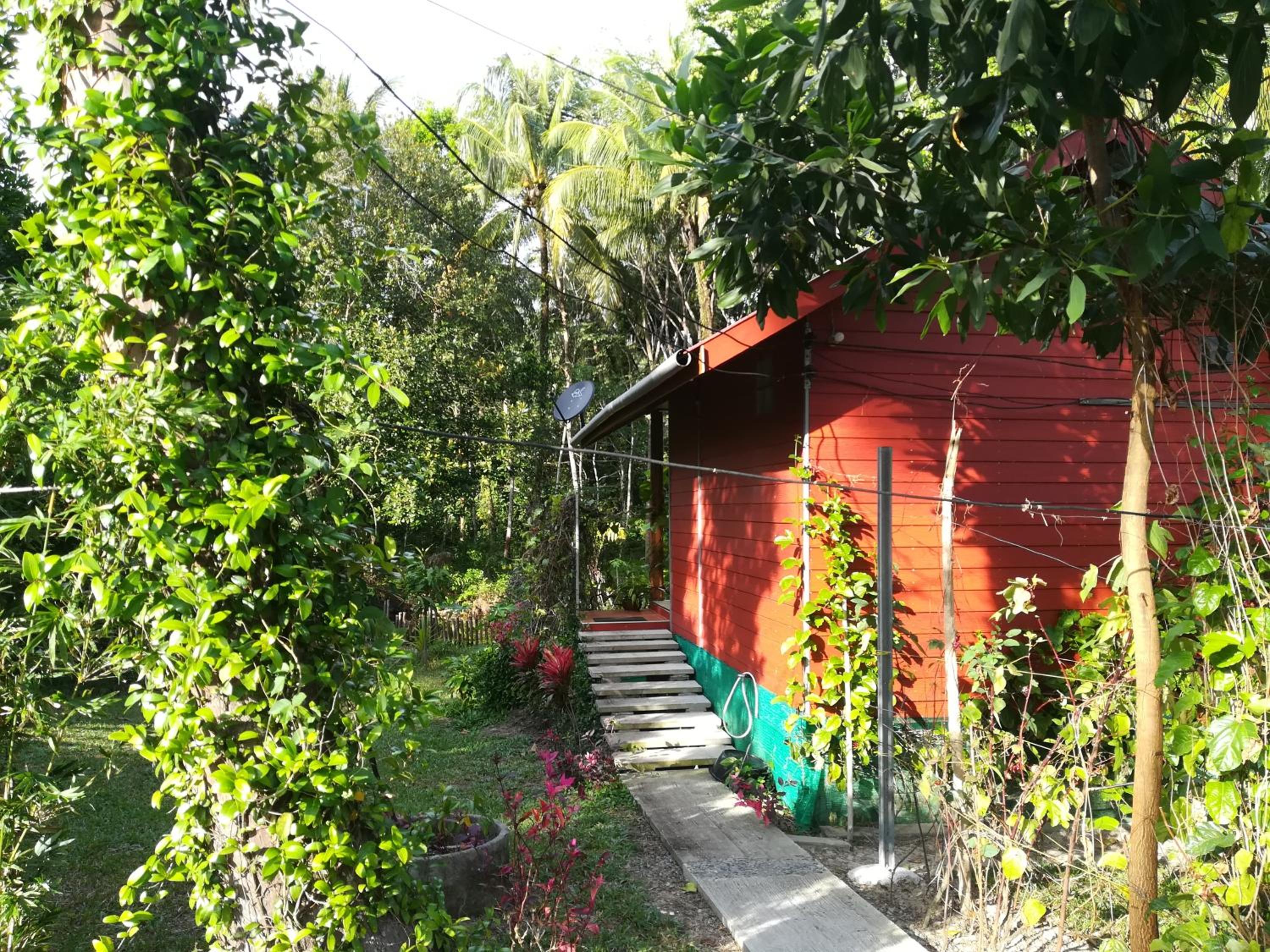 Pink Kangaroo Bungalows view 5