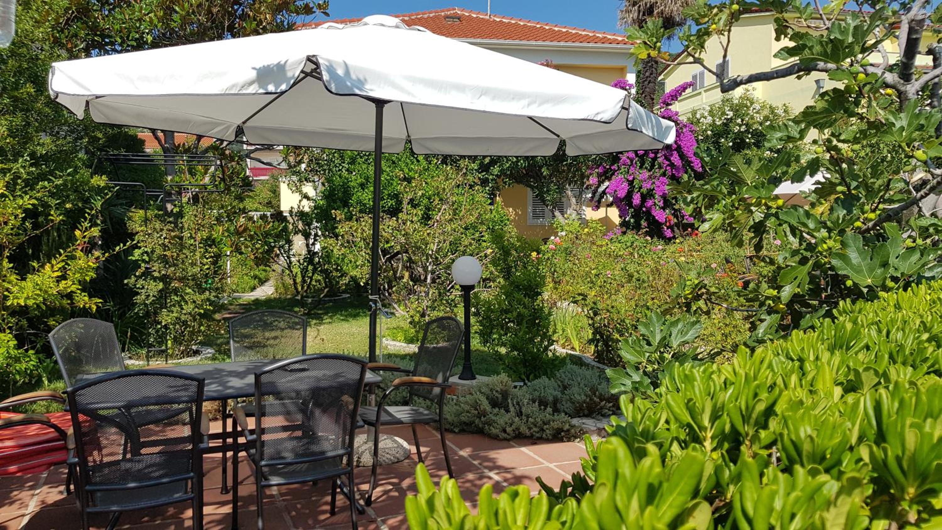 Apartments Antica view 2
