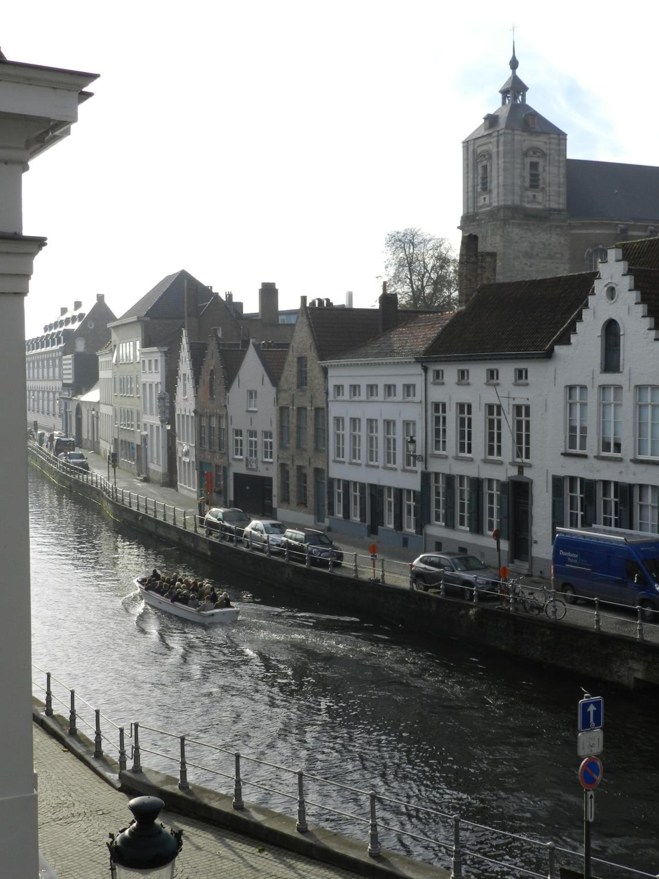 Photo 48