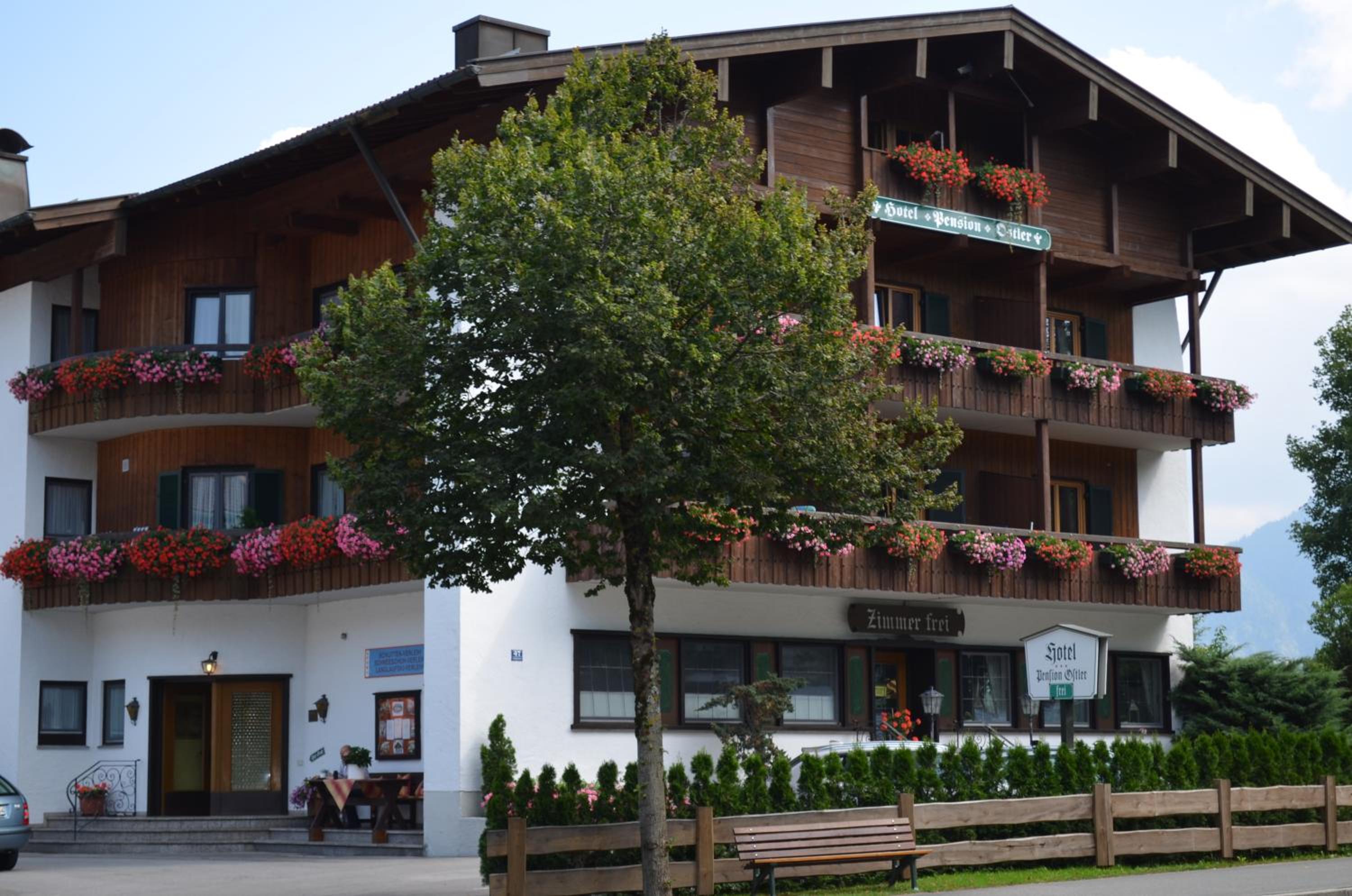 Hotel-Pension-Ostler