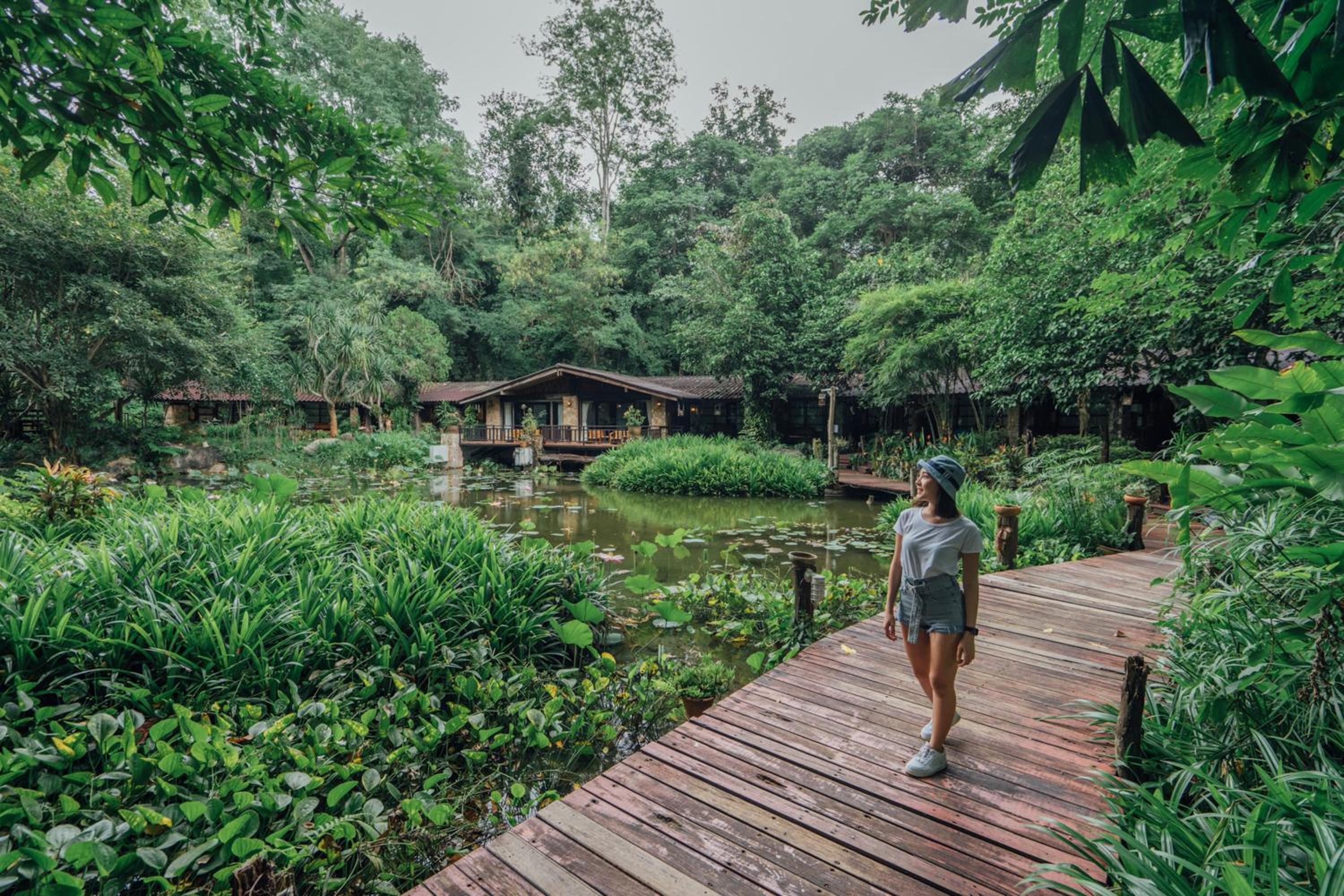 Home Phutoey River Kwai Hotspring & Nature Resort