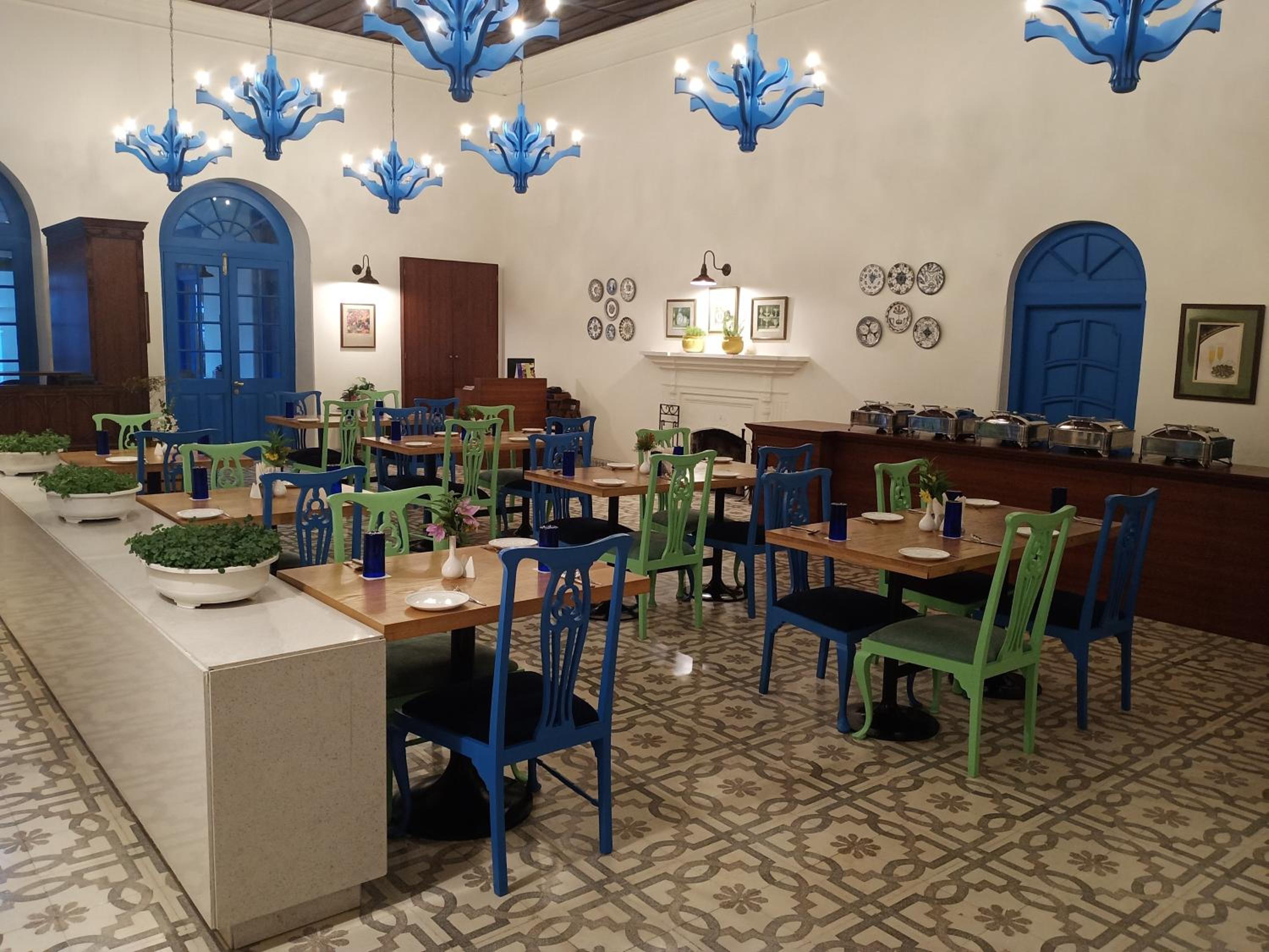 restaurant