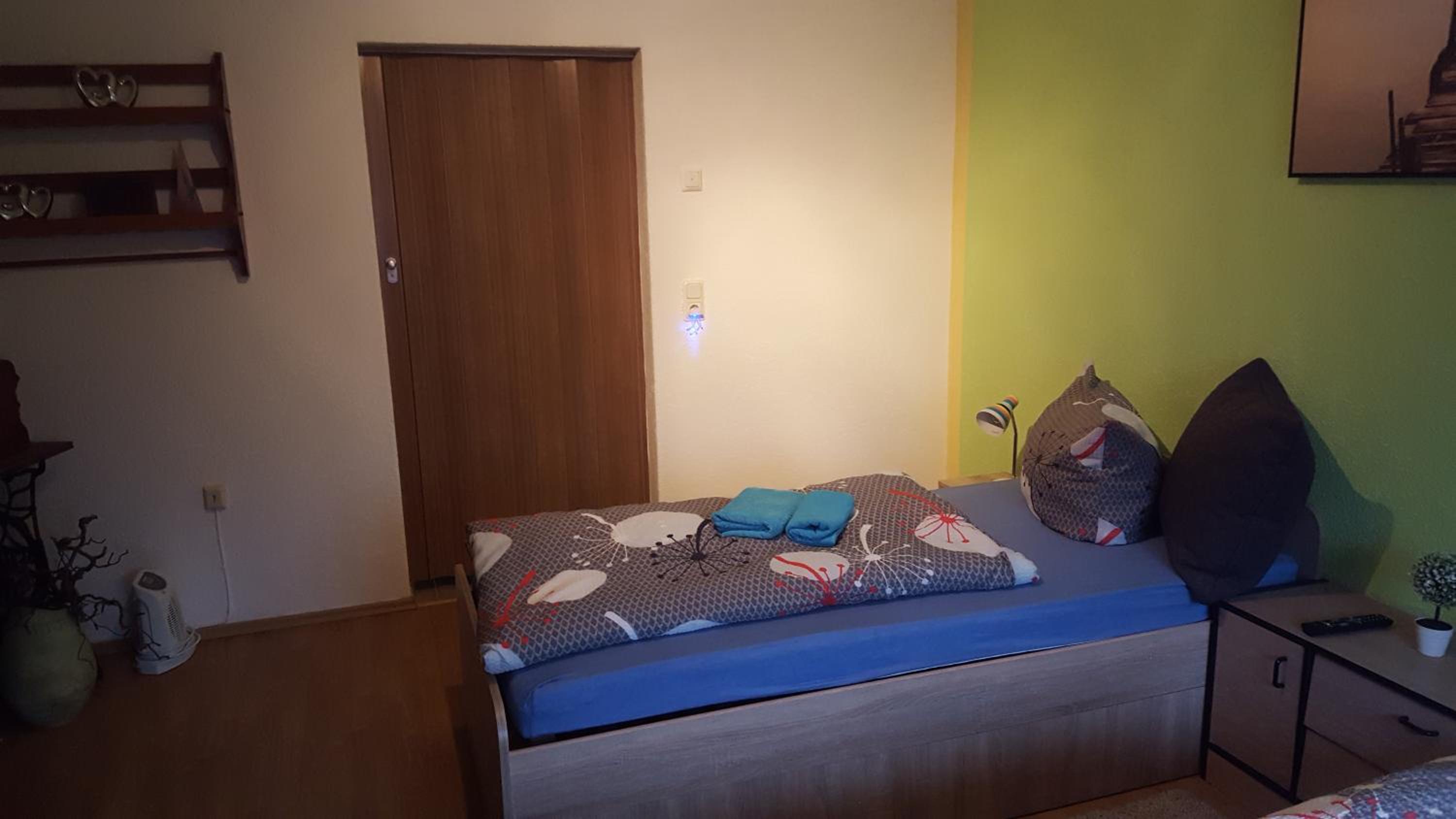 Monteur- und Ferienwohnung Waldrauschen