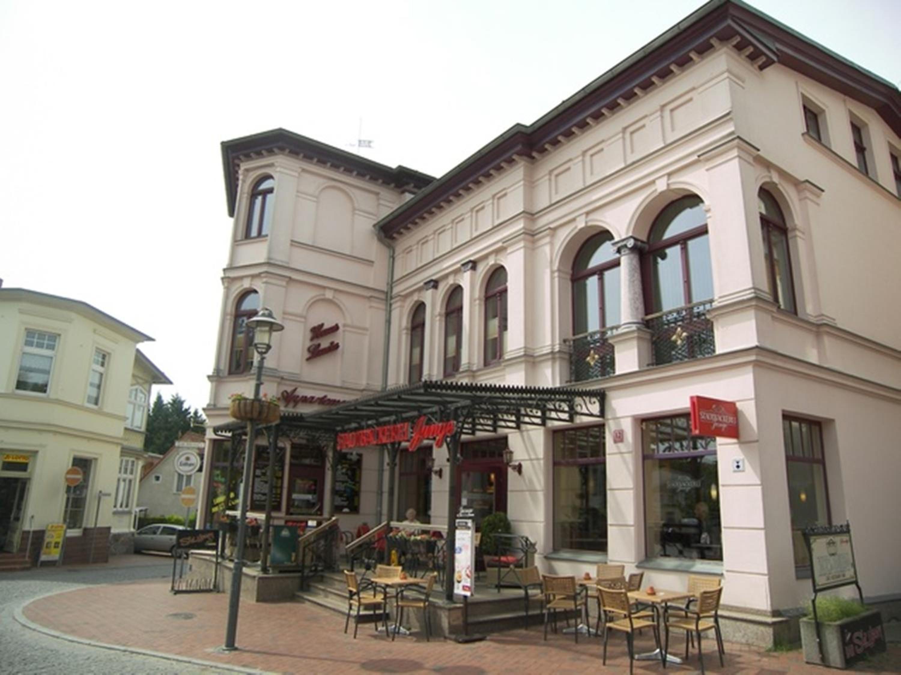 Photo 7