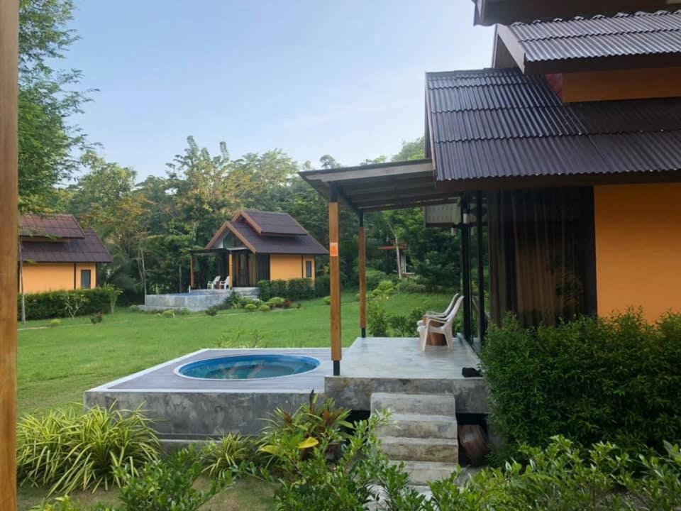 Mook Tamarind Resort