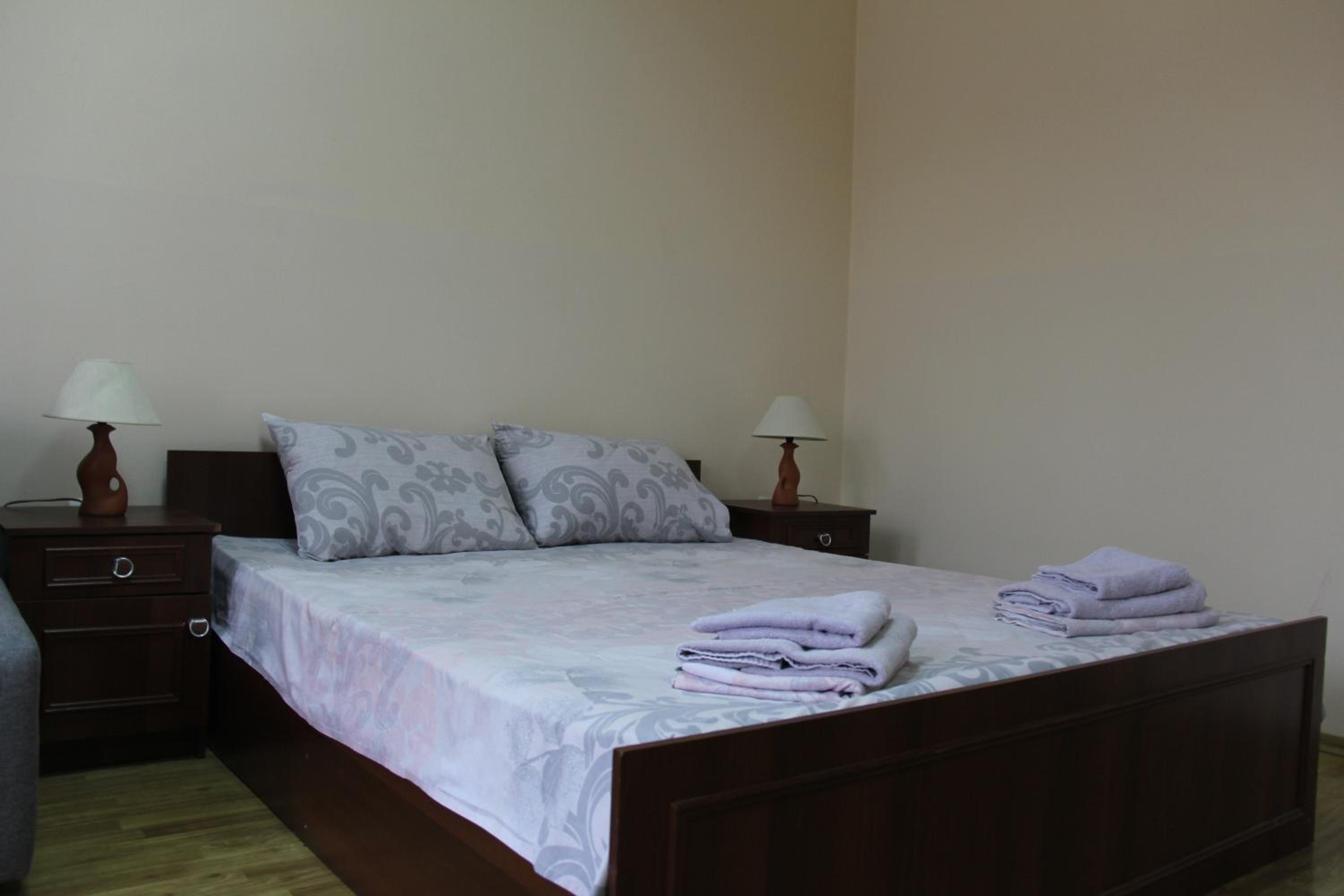 Apartments Domovik ,Kirilla i Mefodiya, 5