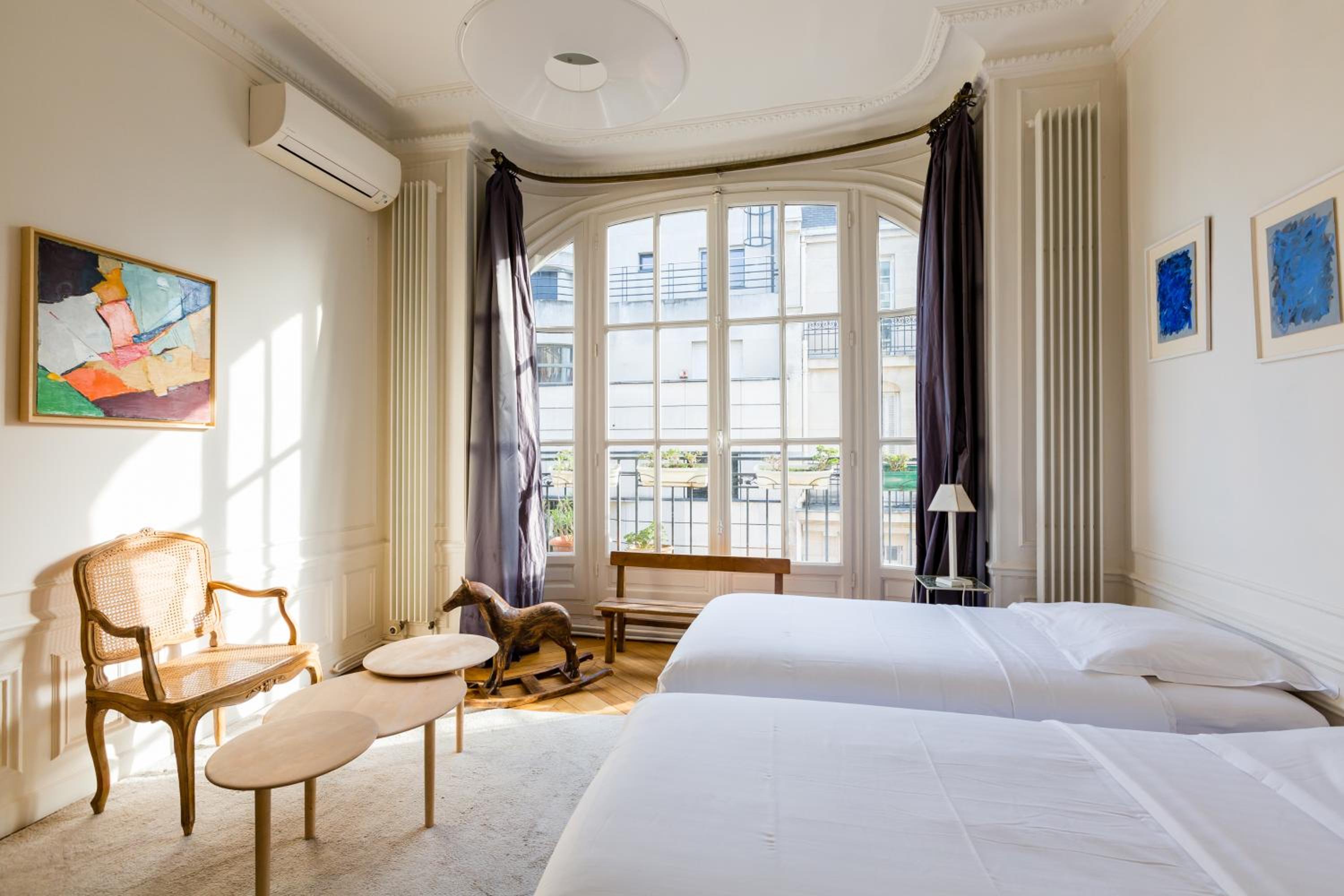 Veeve - Haussmann Beauty in the 6th