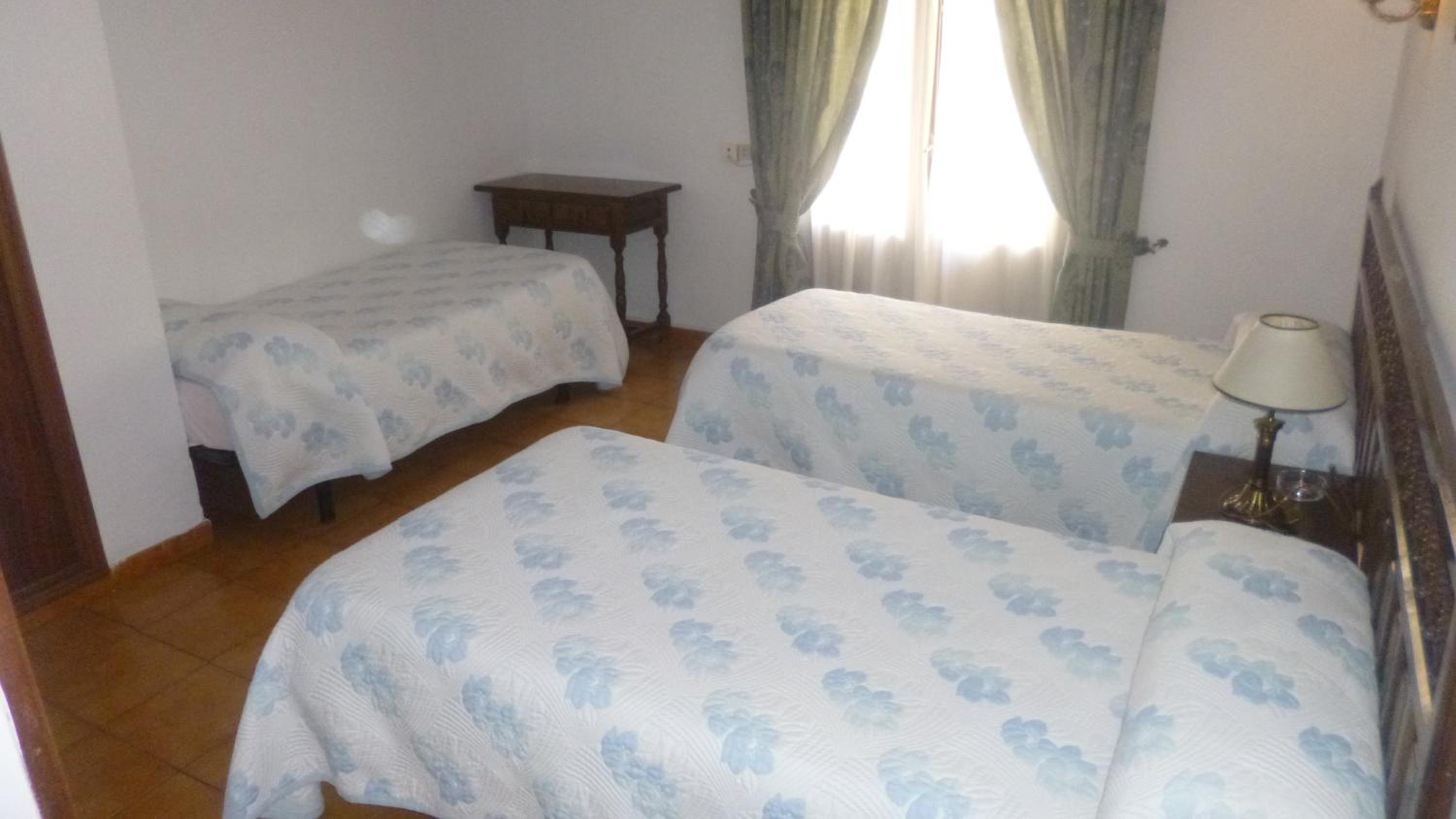 Hostal Cerezo
