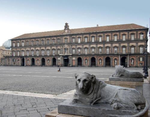 Base Napoli Plebiscito