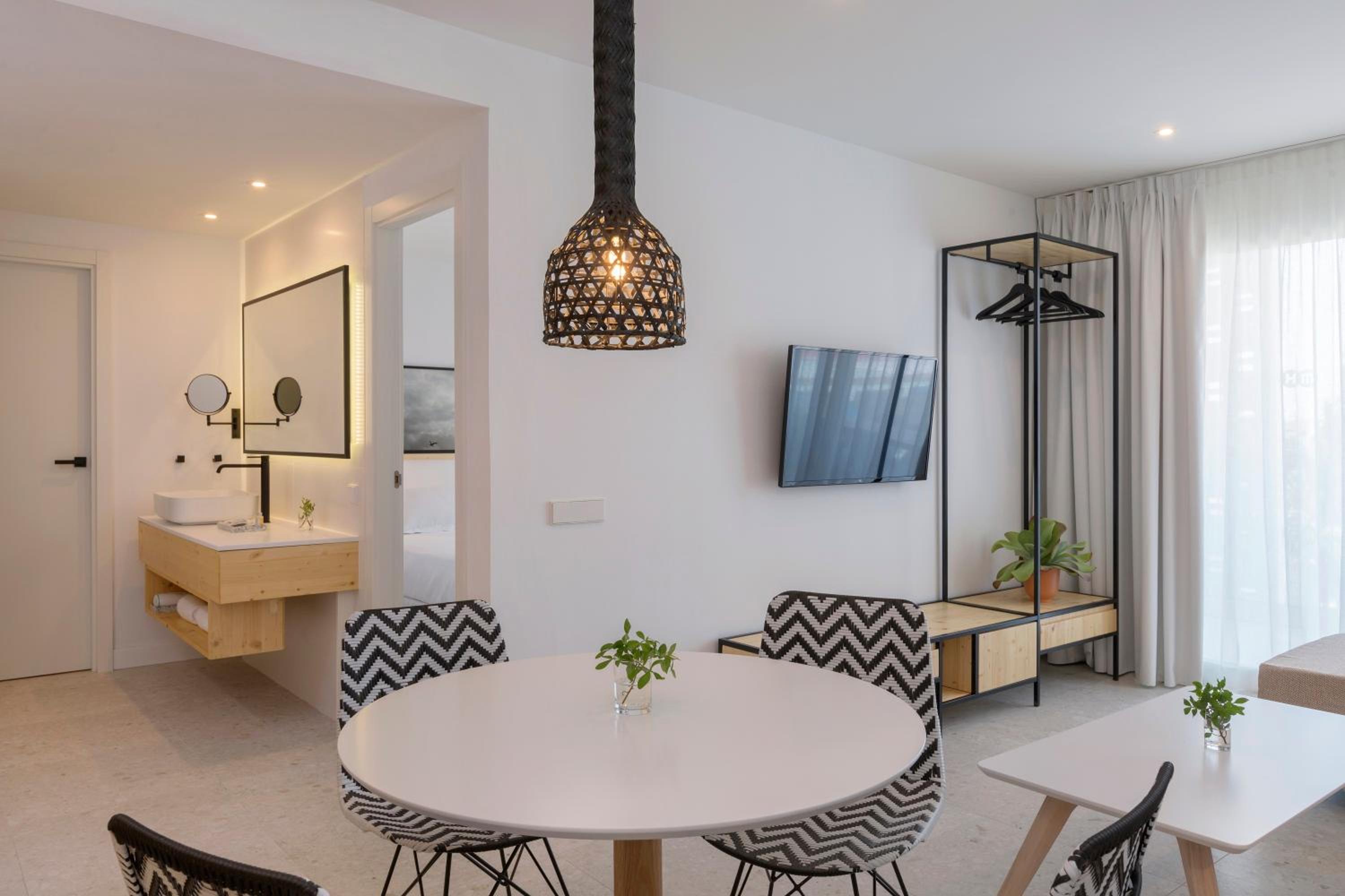 Playa de Palma Vacations - HM Ayron Park - Adults Only - Property Image 3