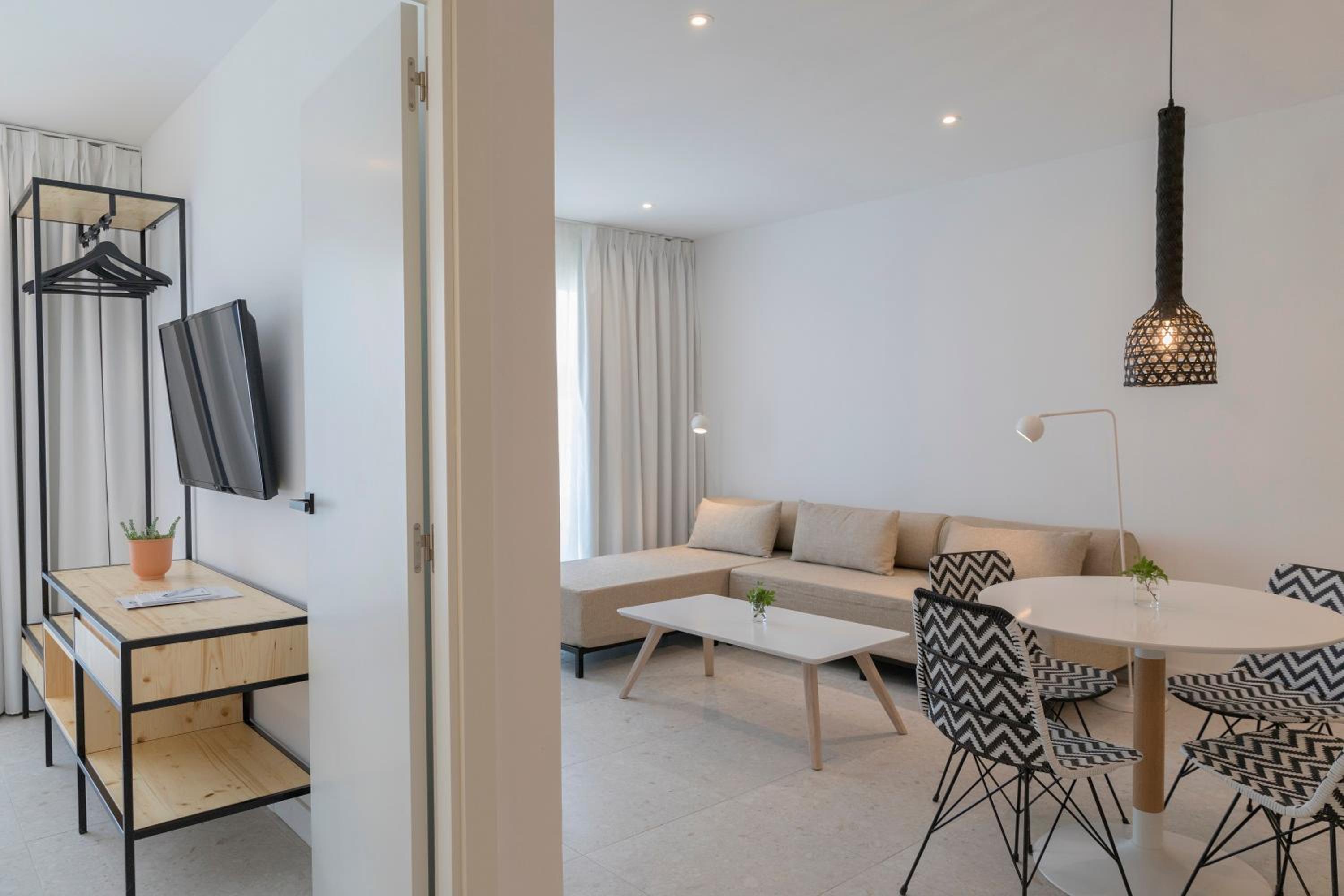 Playa de Palma Vacations - HM Ayron Park - Adults Only - Property Image 6