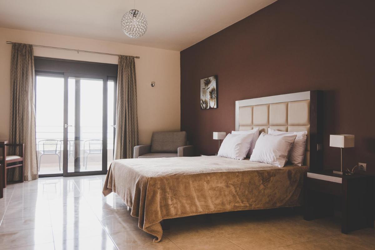 Phaedra Suites photo 2