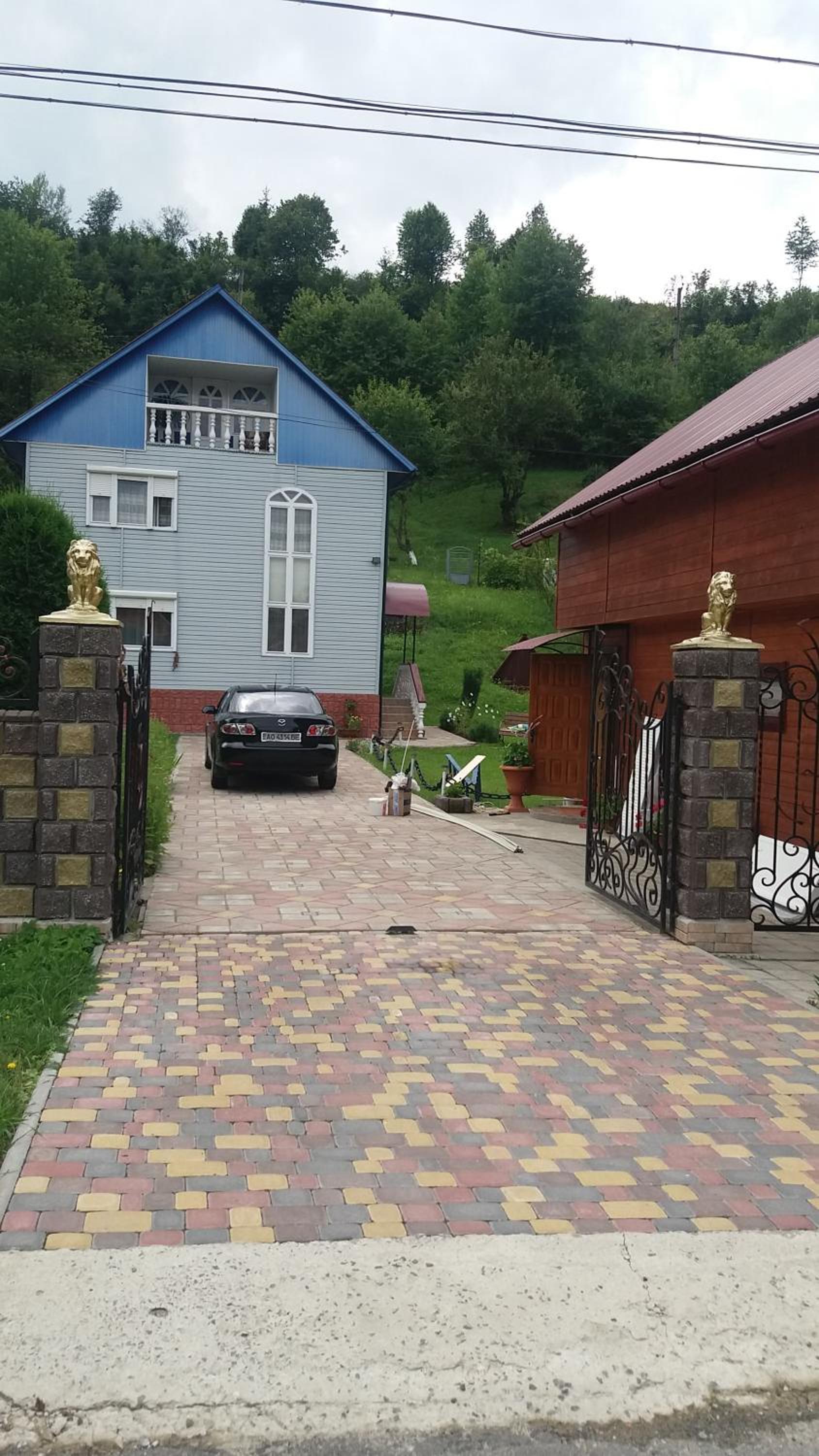 У Люби view 2