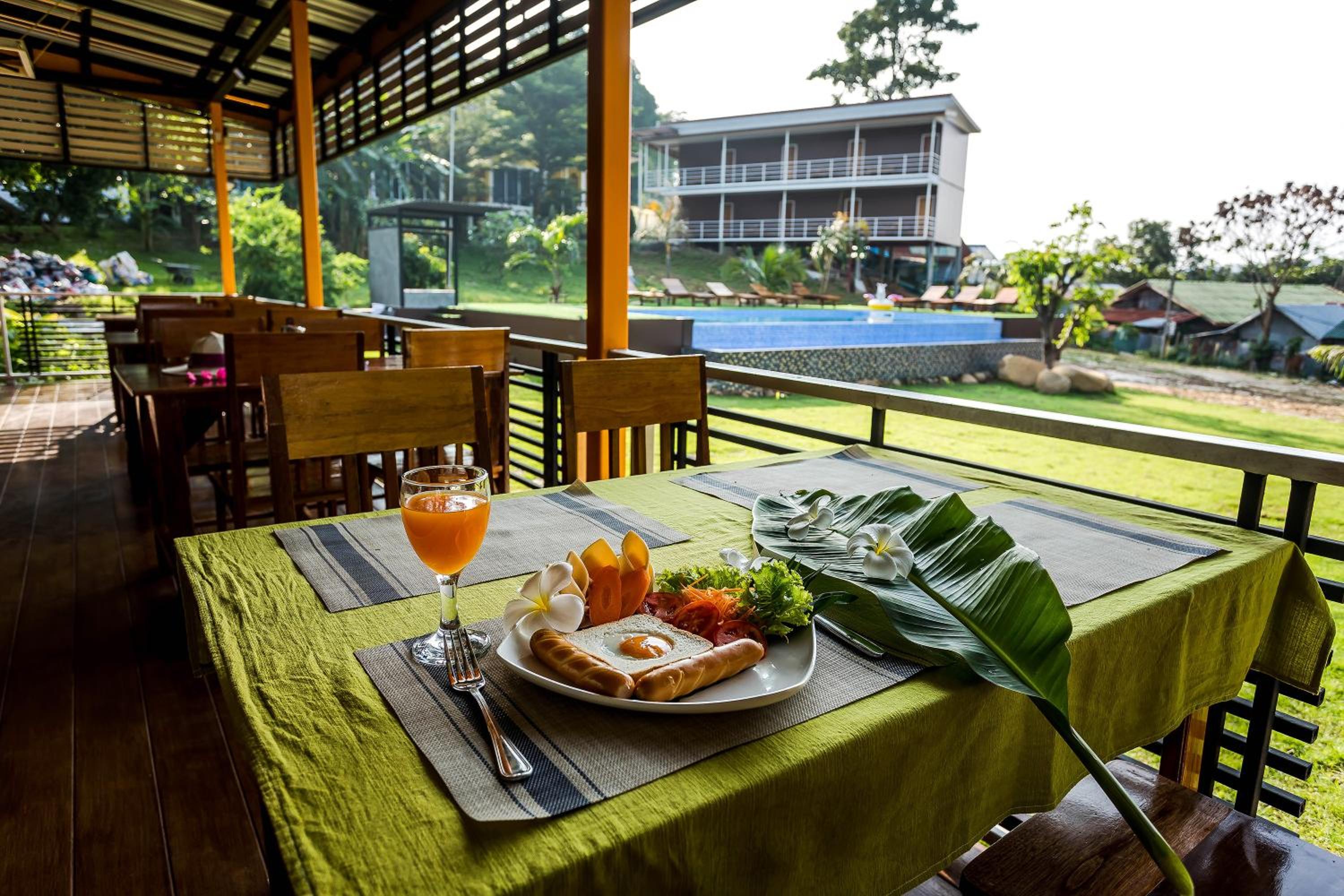 Phi Phi Chang Grand Resort