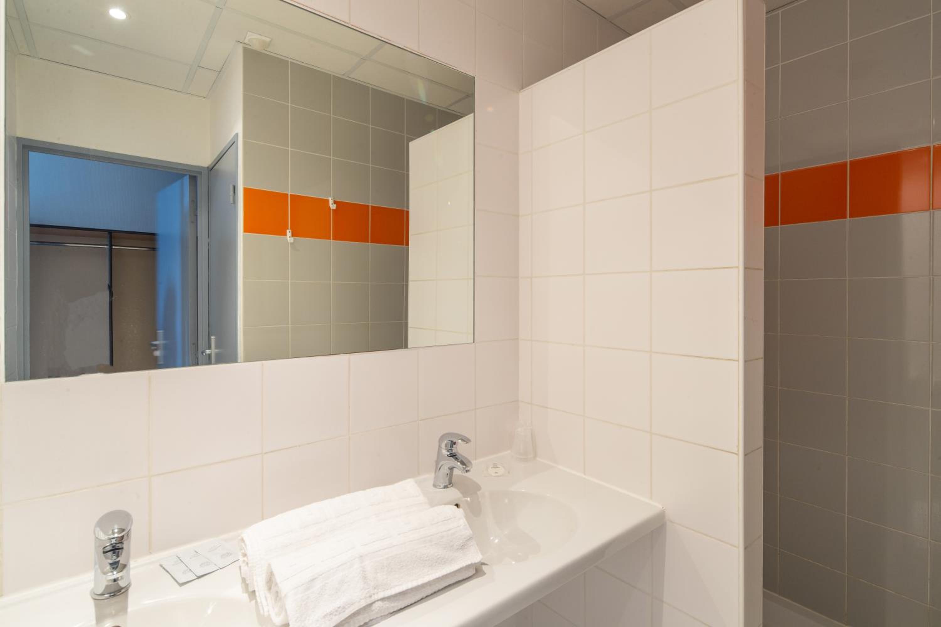 Hotel CIS Paris Maurice Ravel