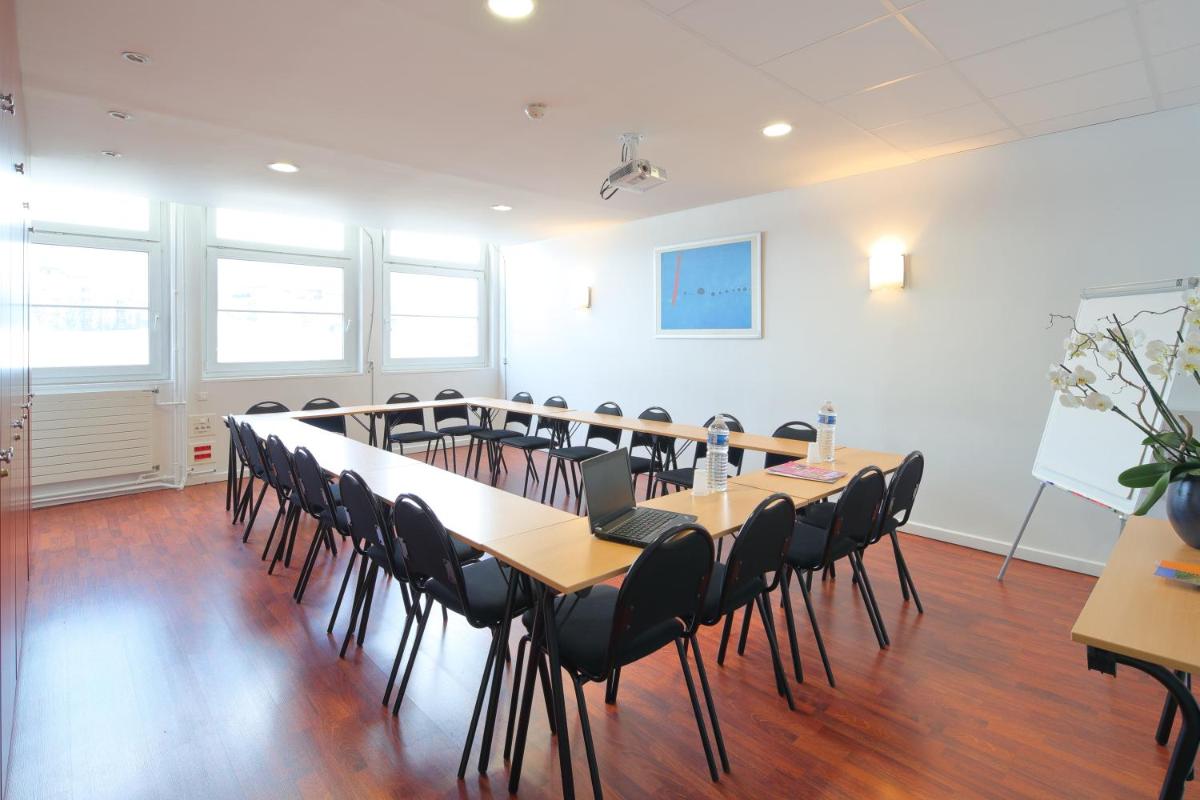 meeting room