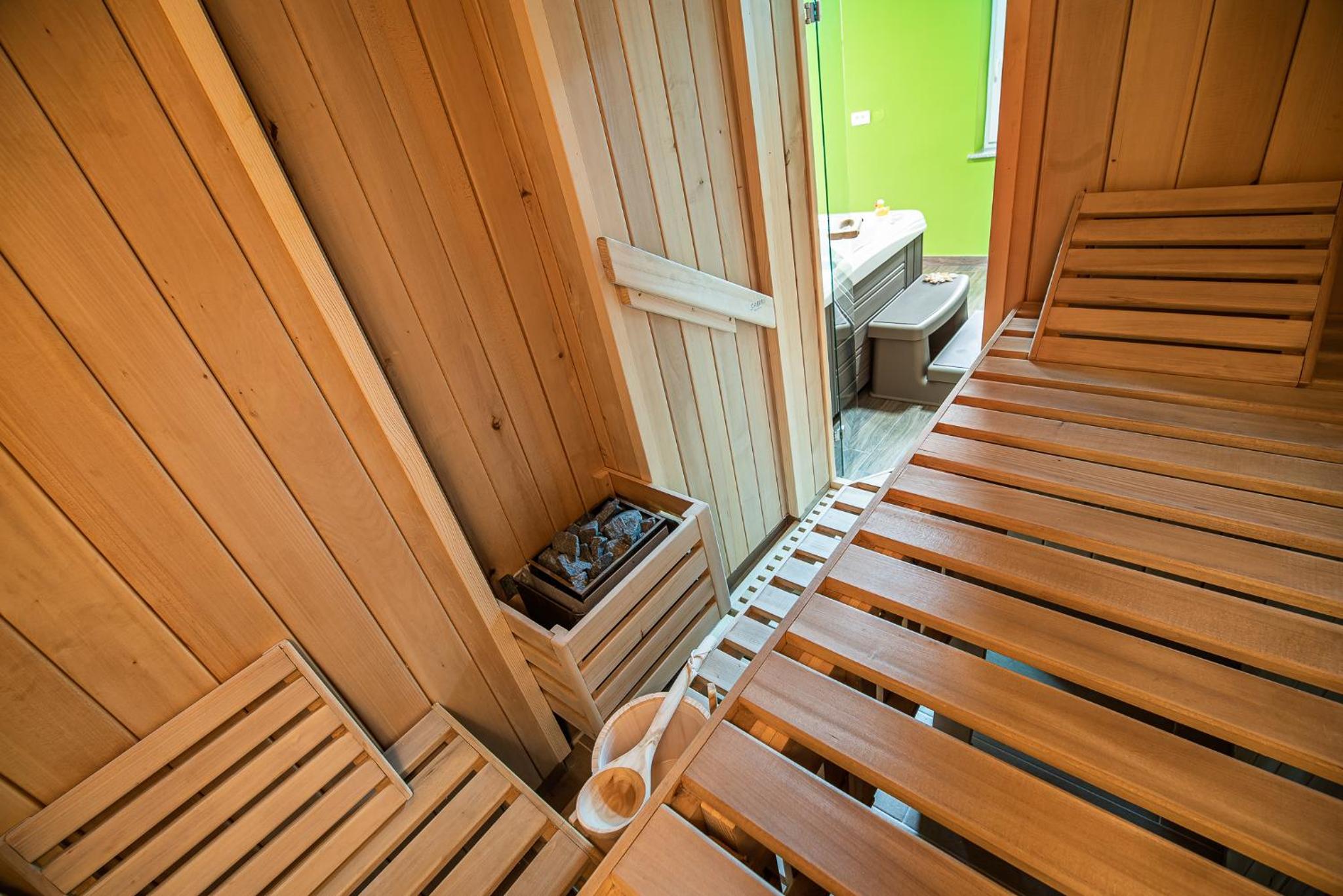 Holiday Home with Hot tub and Sauna Sabina view 5