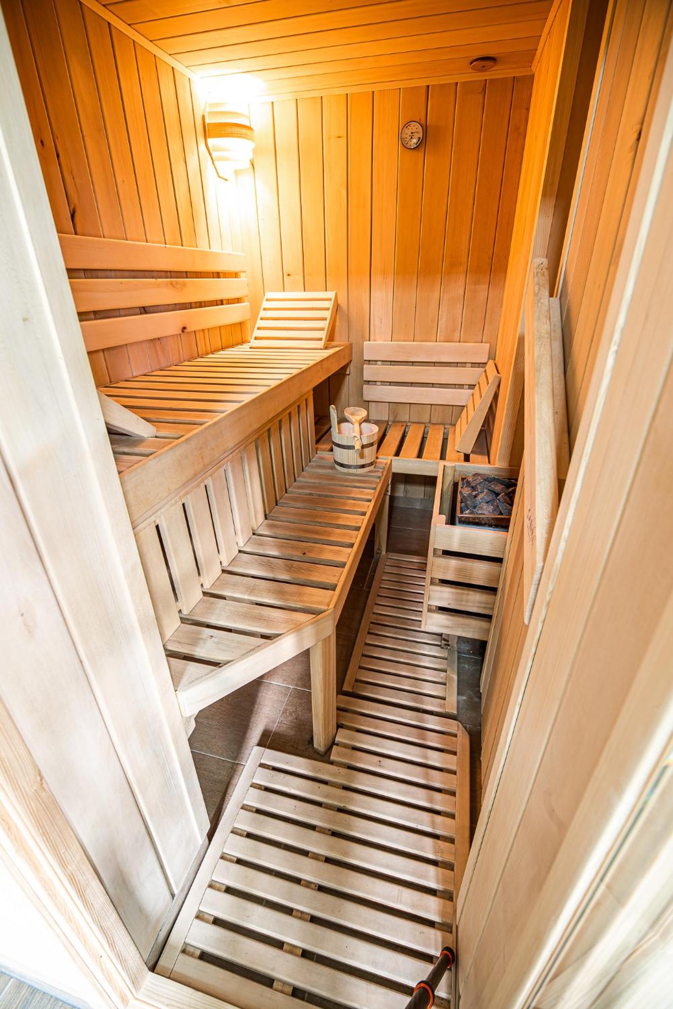 Holiday Home with Hot tub and Sauna Sabina view 3
